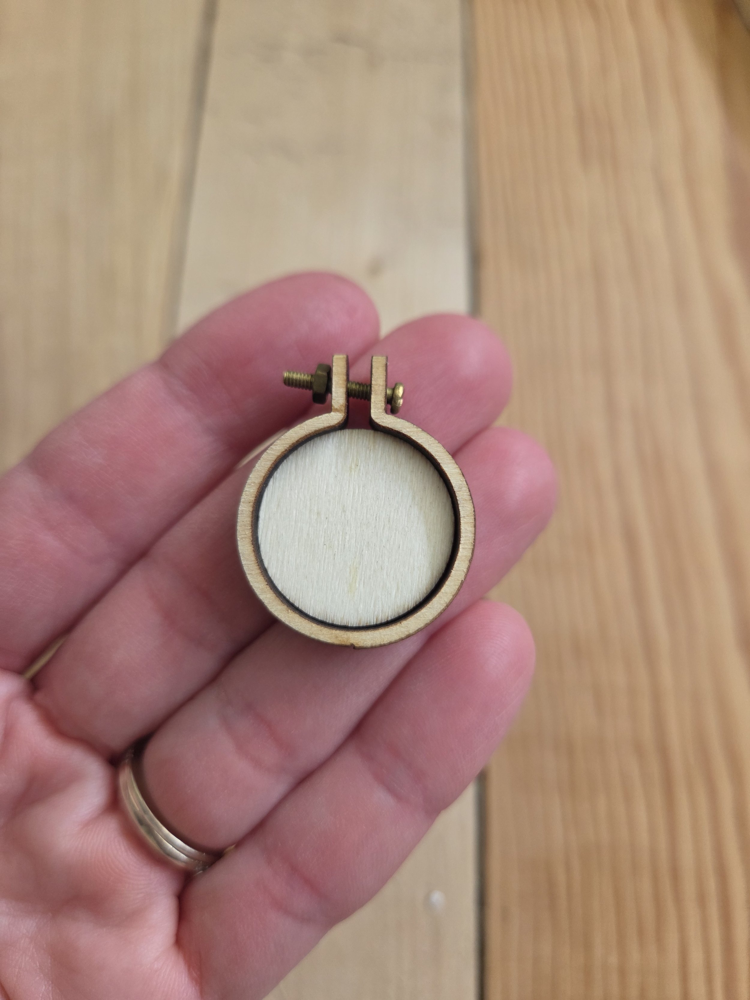 Mini Embroidery Hoops 10pk