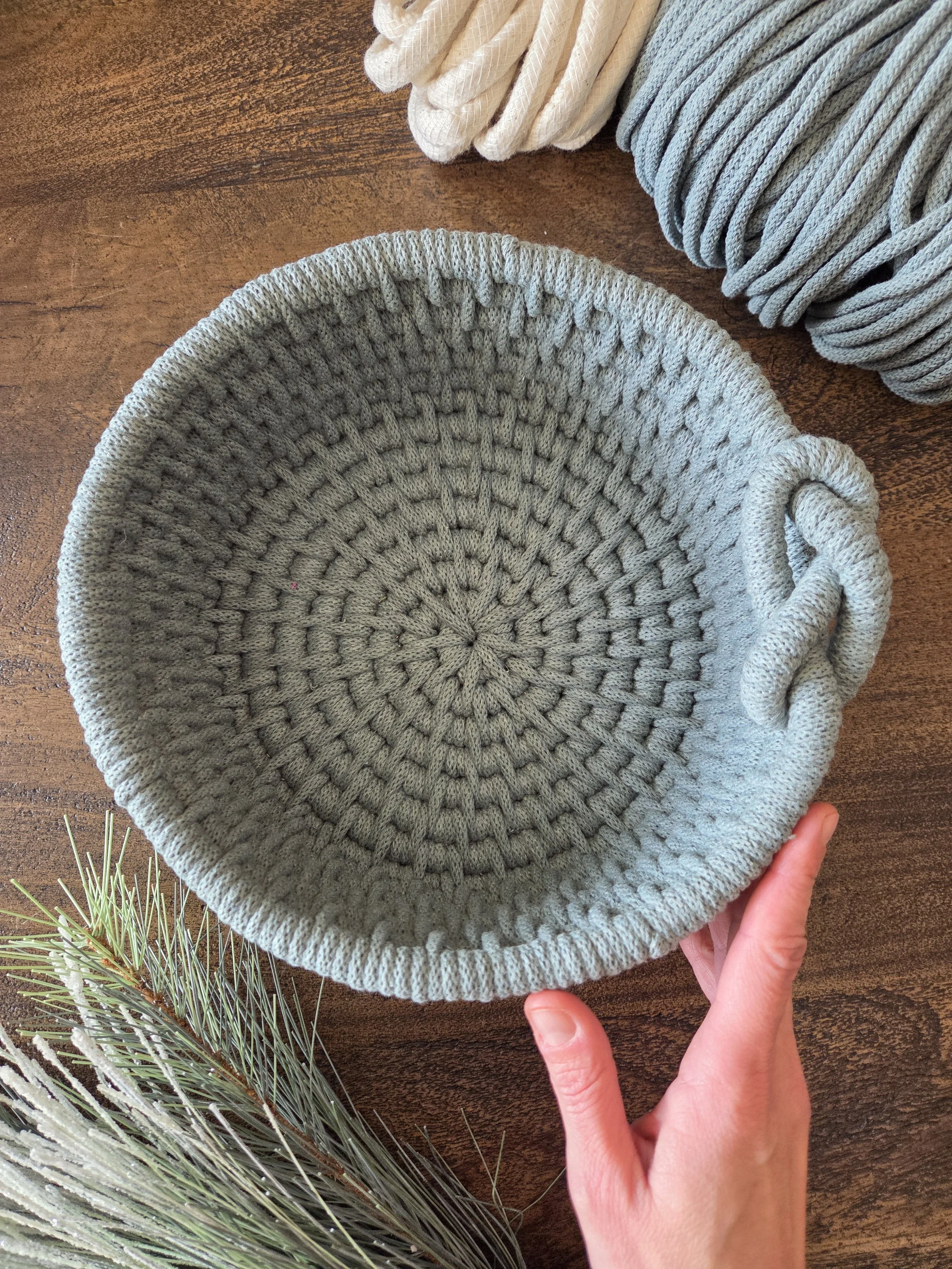 Basket Weaving Kit - The Knotty Basket - Color Laurel