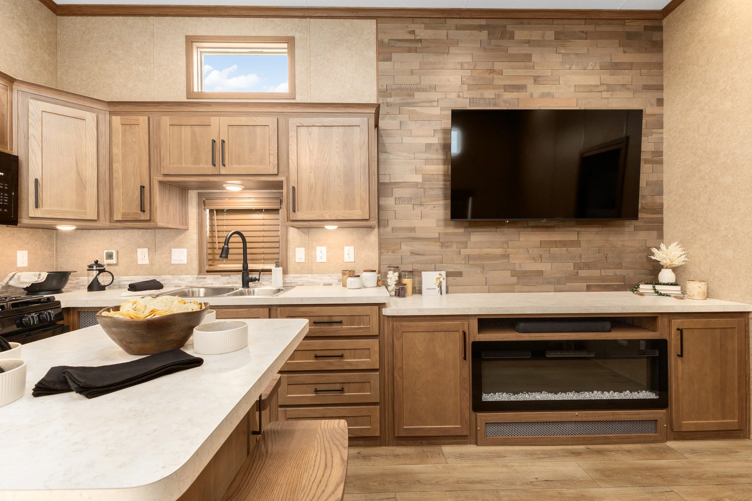 Kropf - 2025 Show - Unit 5 - Interior - 37.jpg