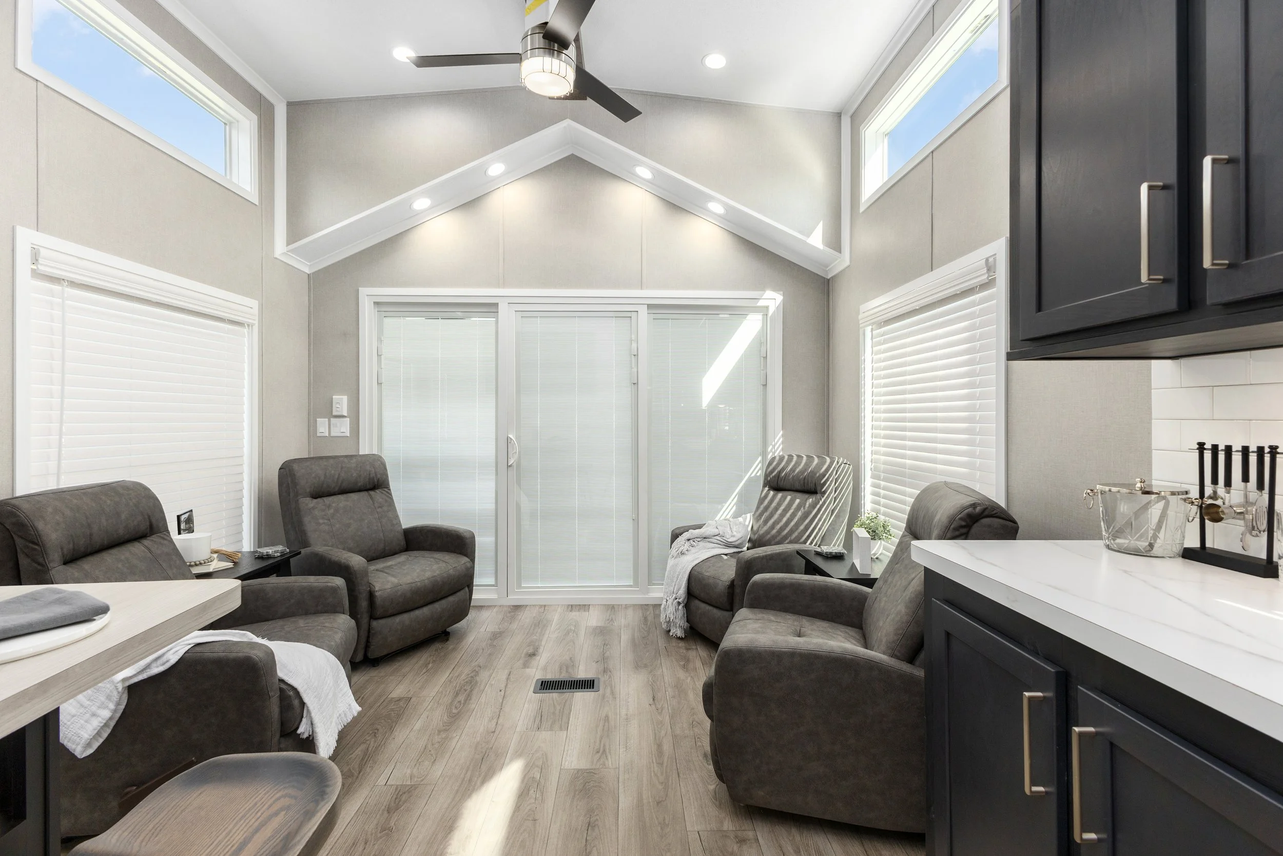 Kropf - 2025 Show - Unit 7 - Interior - 9.jpg