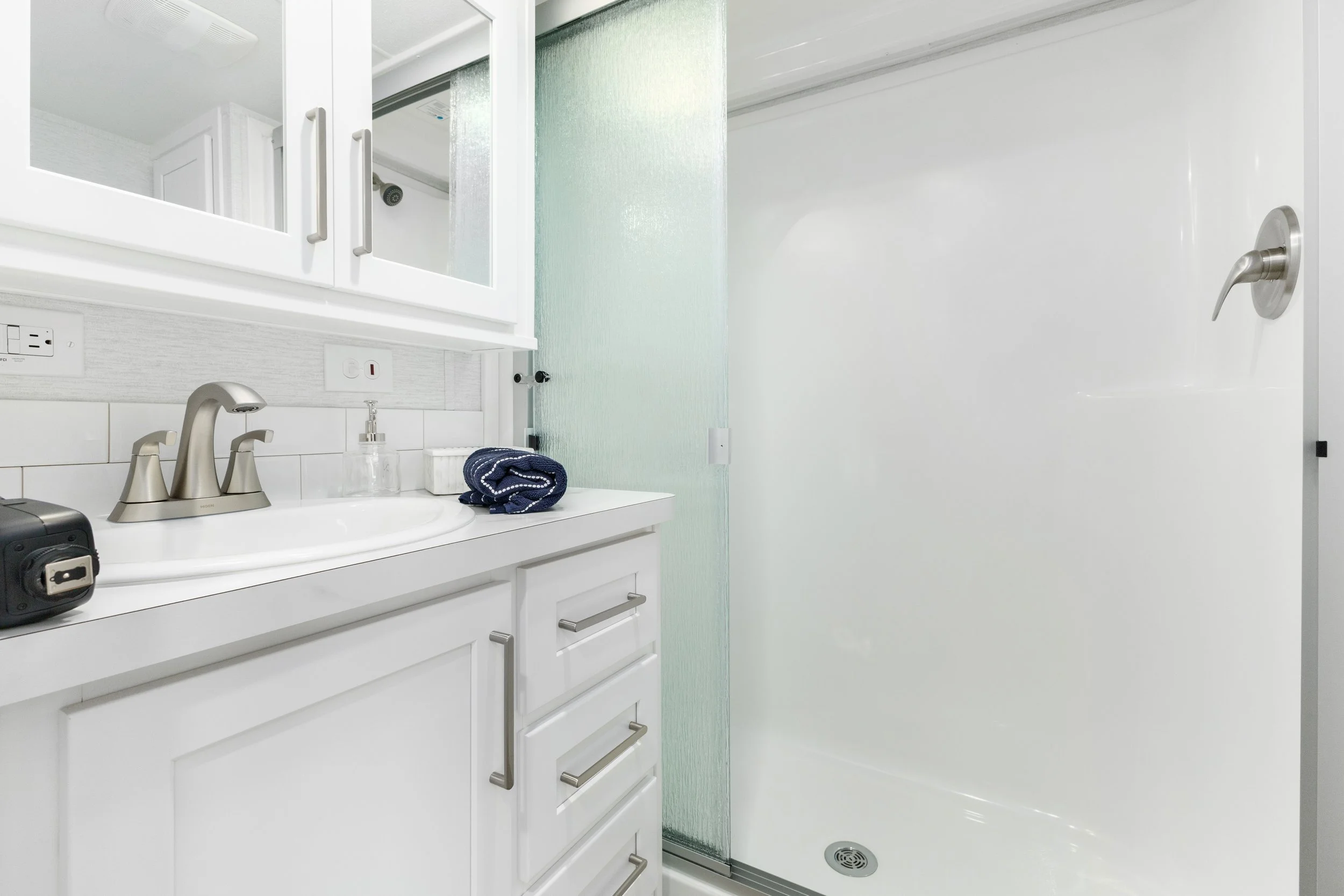 Kropf - 2025 Show - Unit 3 - Interior - 4.jpg