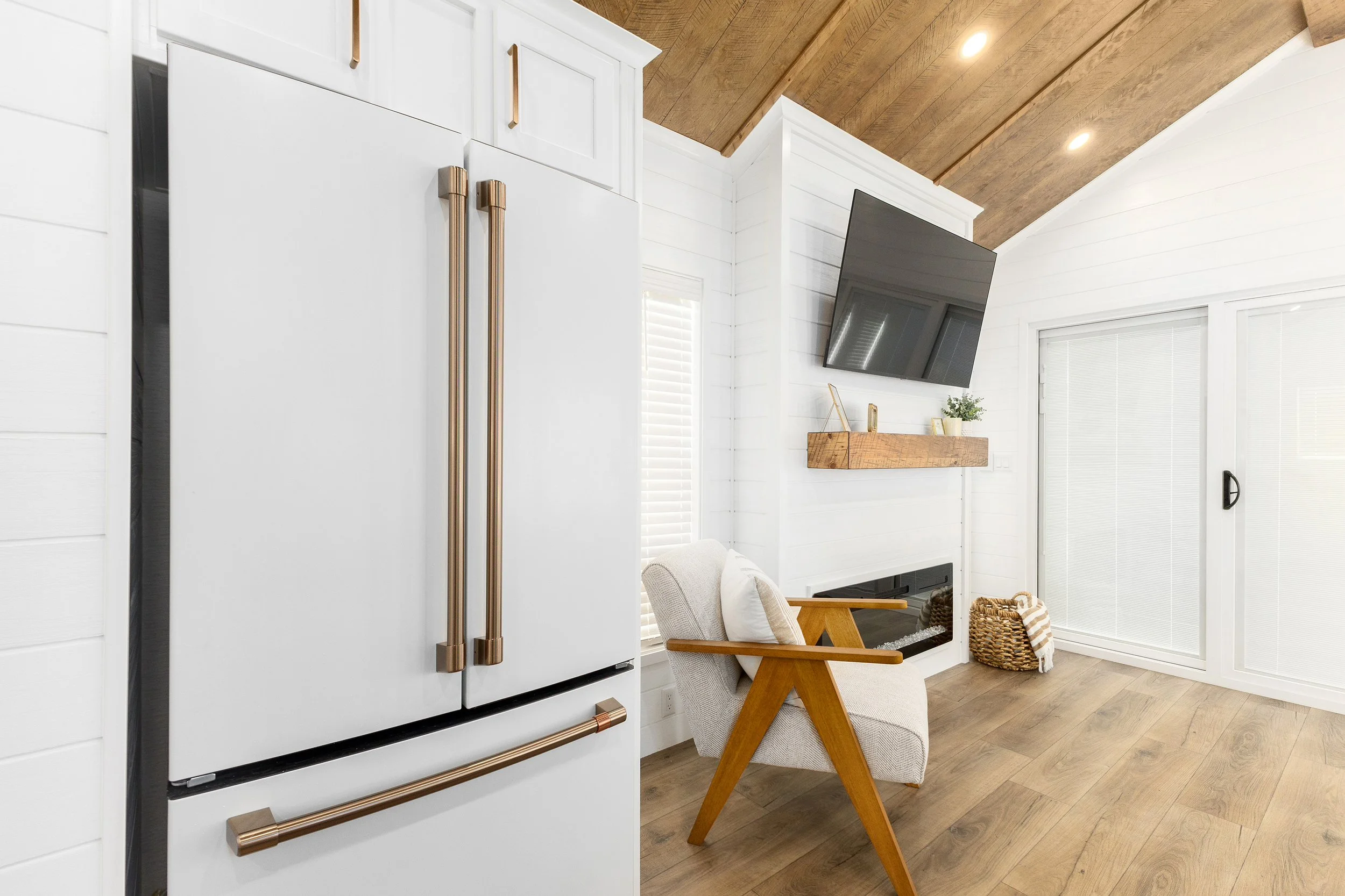 Kropf - 2025 Show - Unit 9 - Interior - 19.jpg