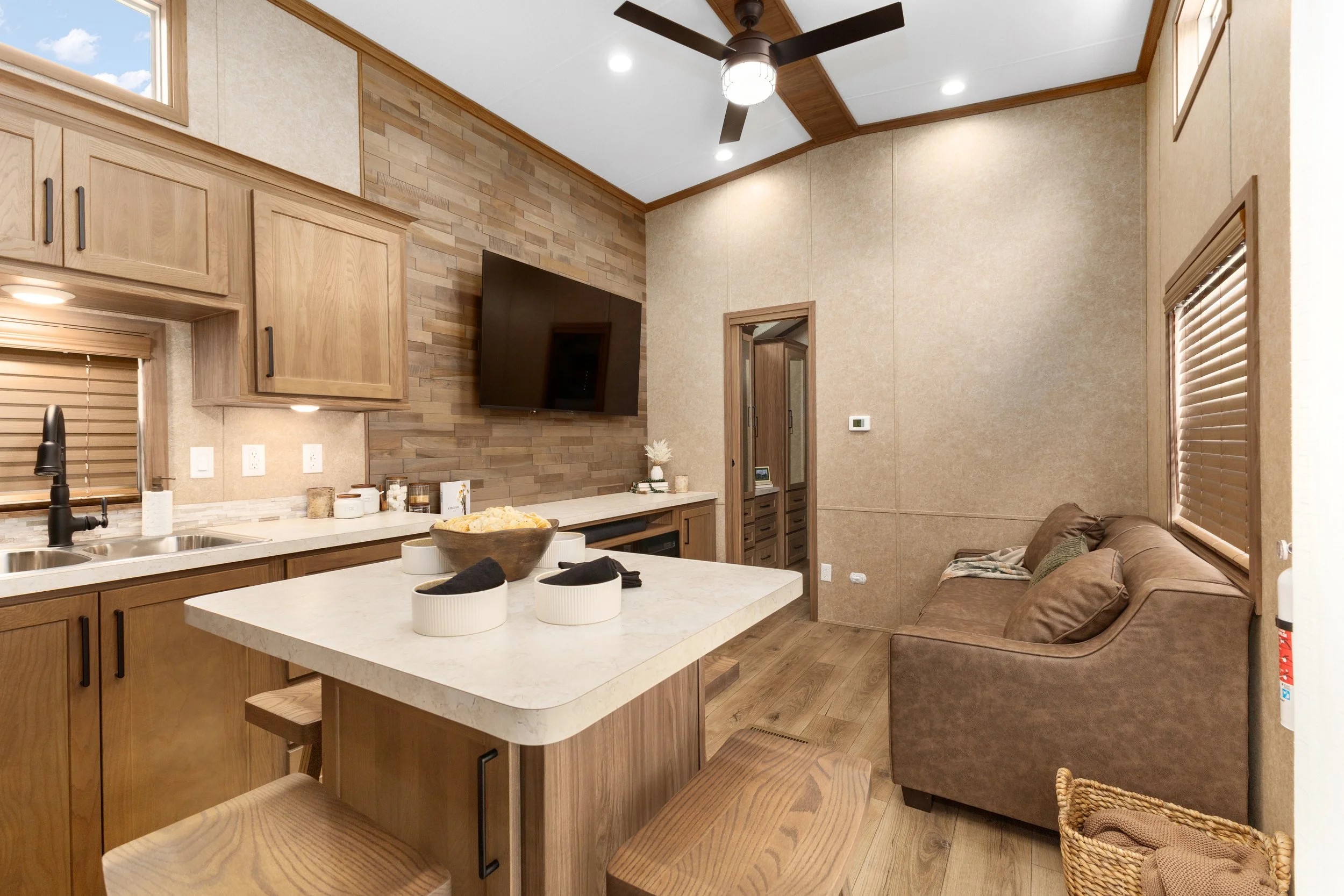 Kropf - 2025 Show - Unit 5 - Interior - 36.jpg