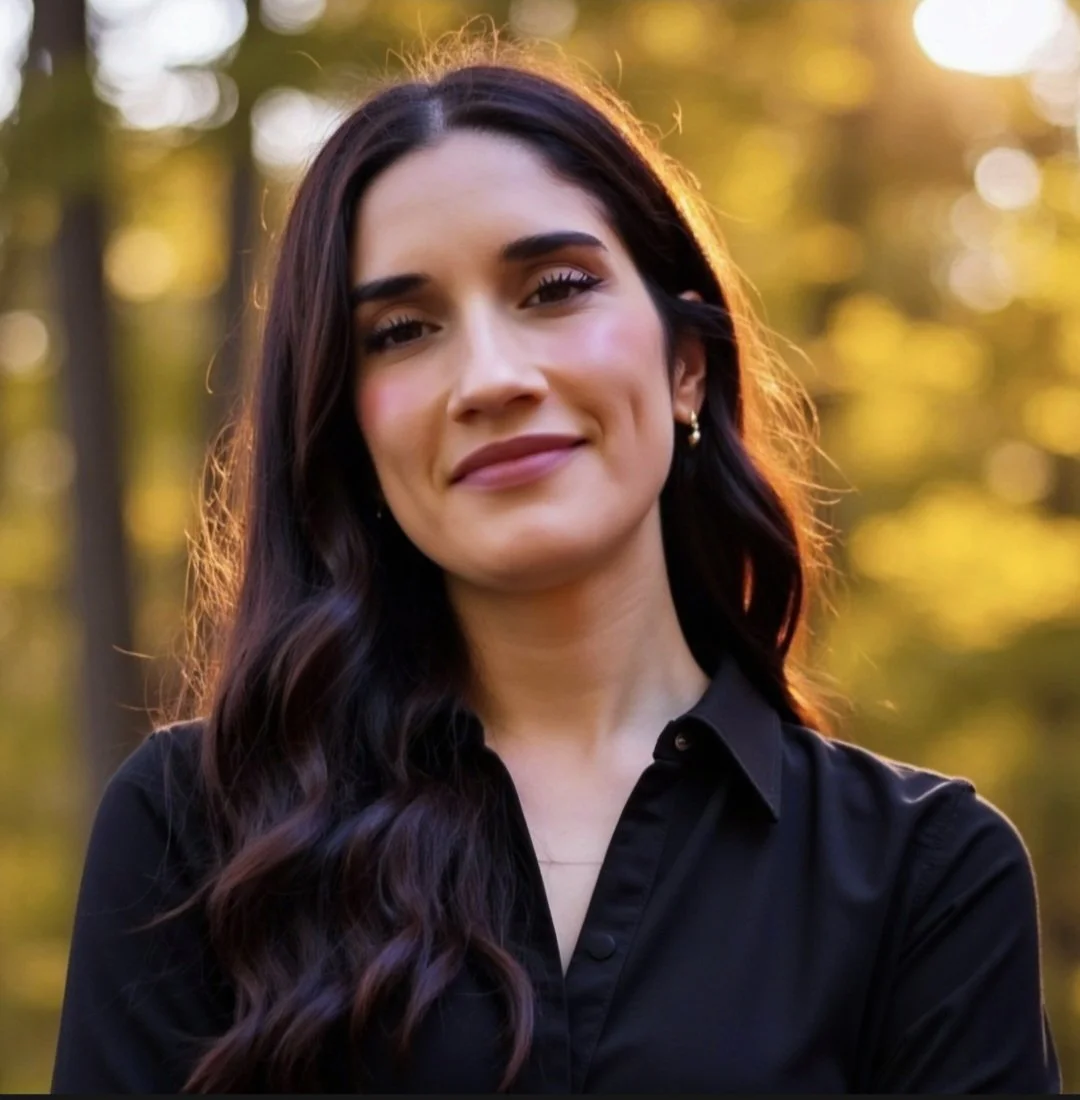 Esma Verma is a licensed therapist and a Brainspotting Clinician specializing in attachment, anxiety, relationships, trauma, boundaries and codependency in California.