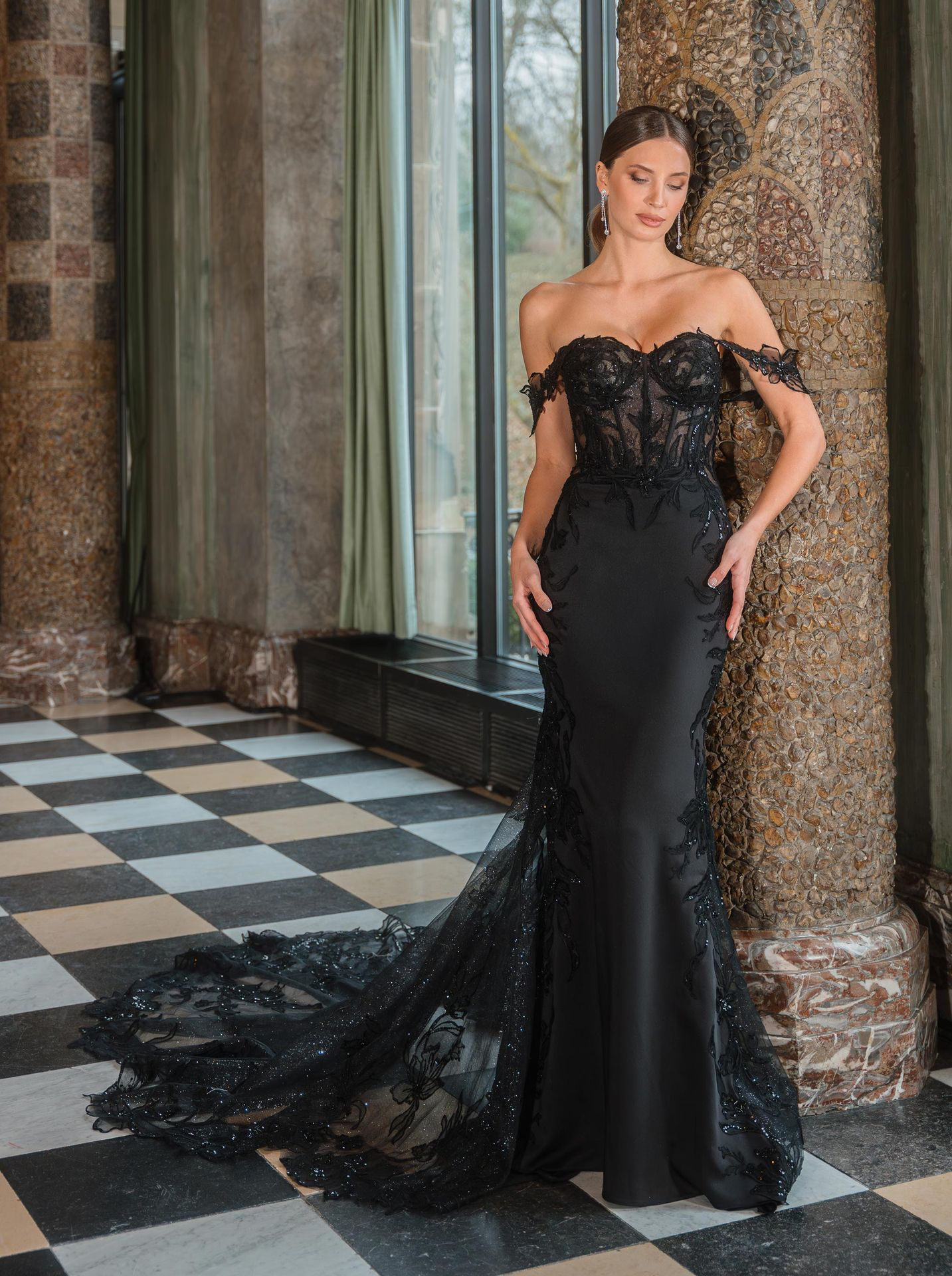 A show stopping sexy fishtail with lace illusion train and subtle sequin detailing (sample size 10) £2,855