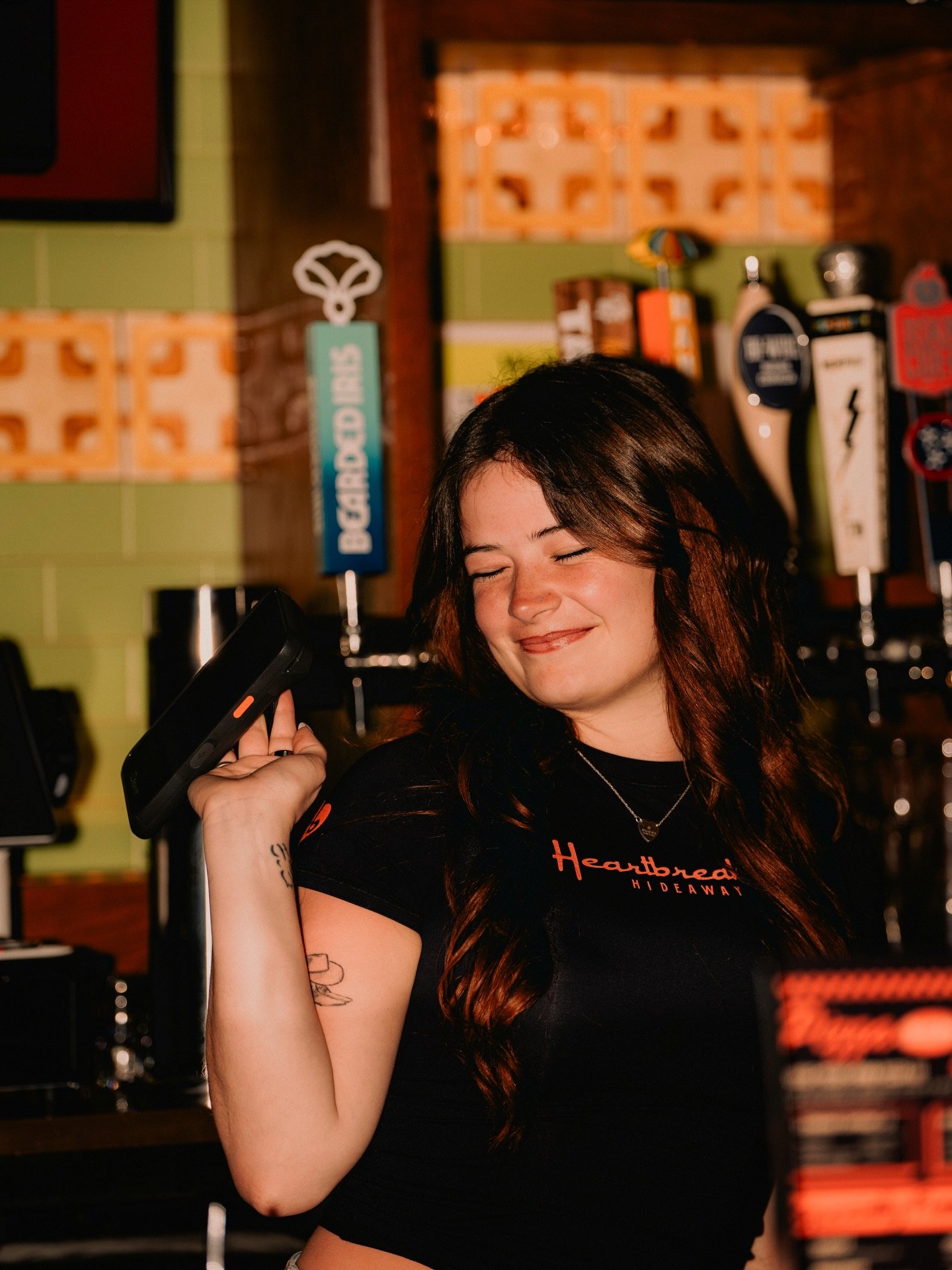 Who said you have to wait for the weekend? Heartbreakers is open 11am - 3am daily! 😄