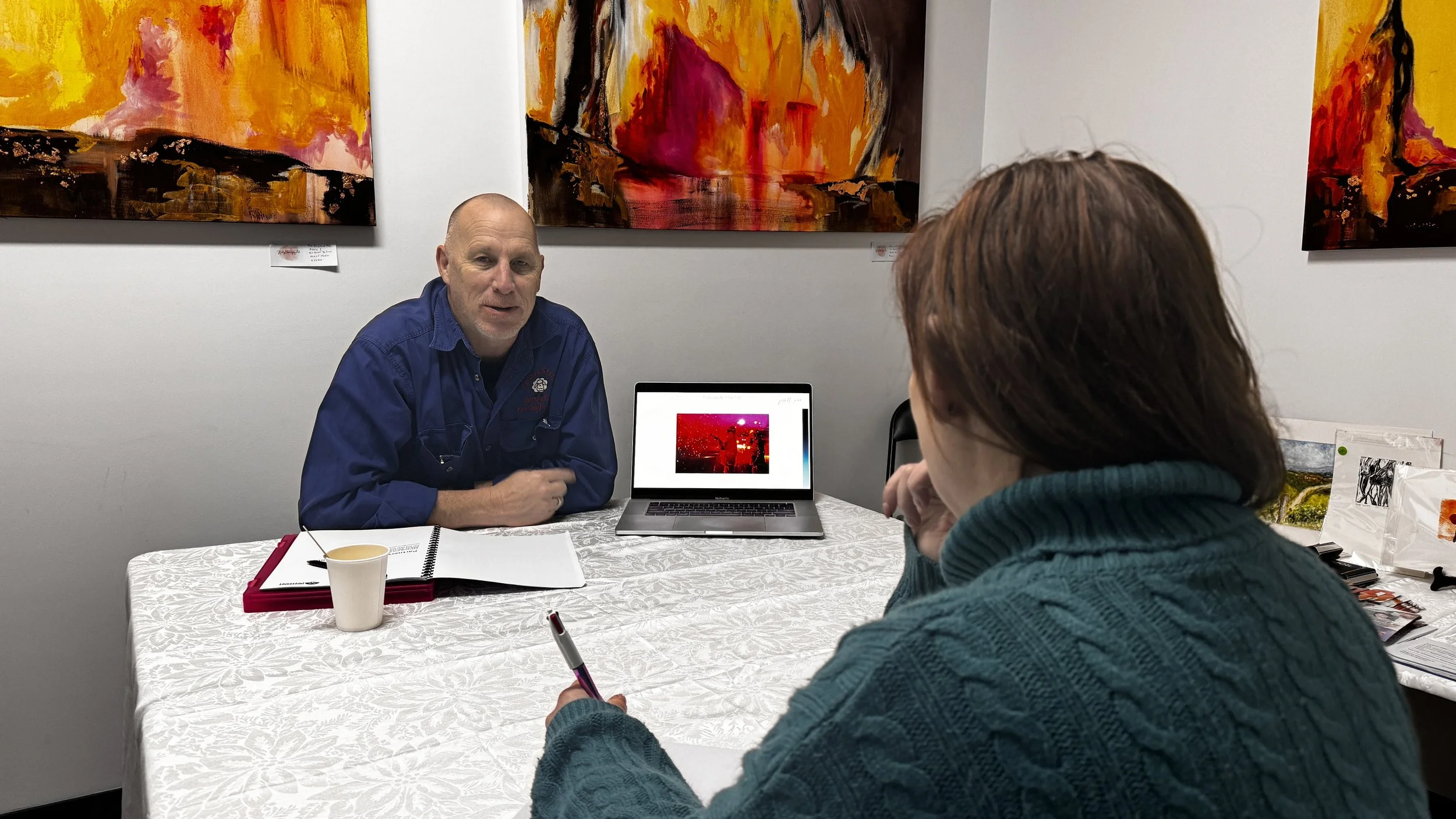 Jeff Walsh hosting a photography workshop in Mittagong.