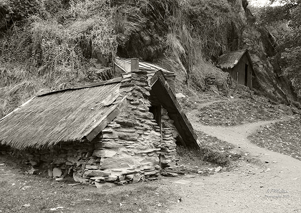 Arrowtown Chinese Mining Hut 02 – Arrowtown, Otago, New Zealand