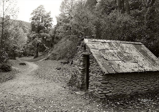 Arrowtown Chinese Mining Hut 01 – Arrowtown, Otago, New Zealand