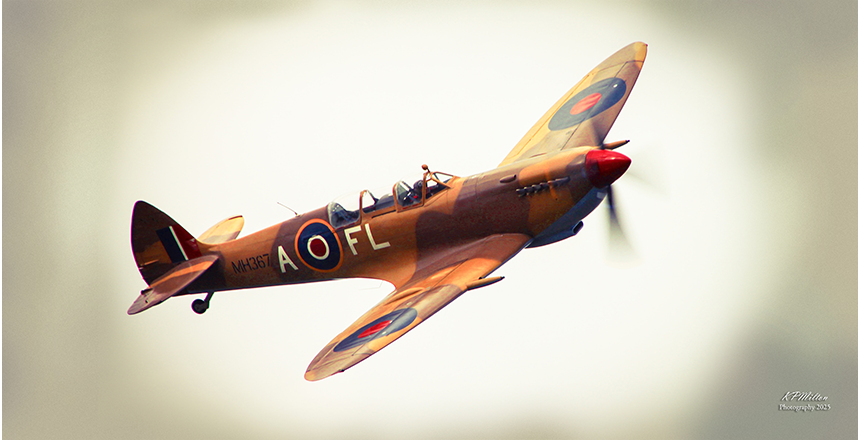 Warbirds Over Wānaka – Spitfire Display, Wānaka, Otago