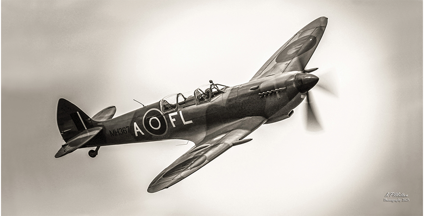 Warbirds Over Wānaka – Spitfire Display, Wānaka, Otago