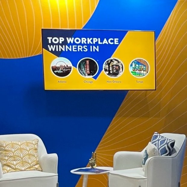 Motion content added energy and visibility while reinforcing brand recognition from across the floor.