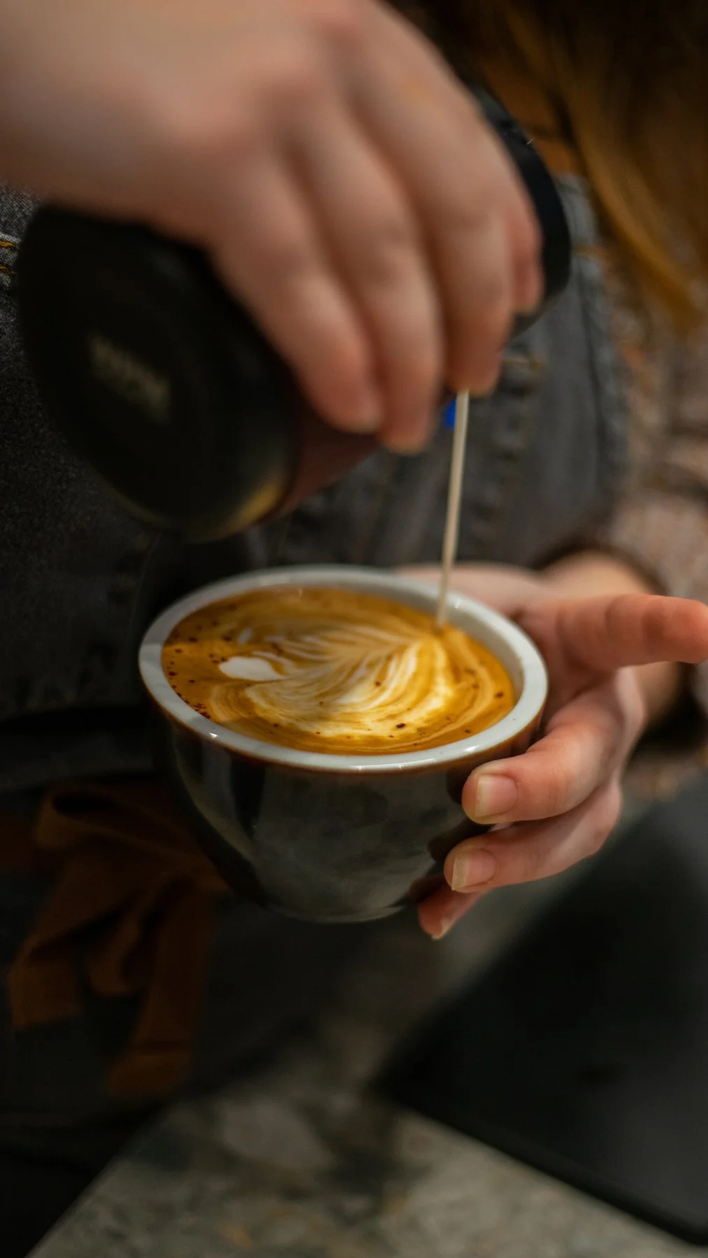 Practicing the pull through latte art