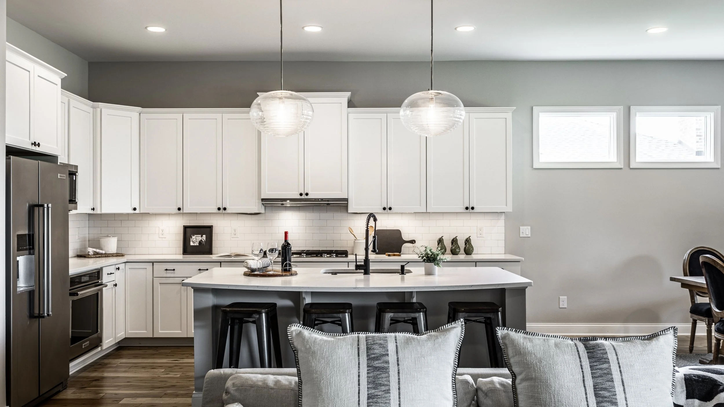 12-12184 Frenzel Pkwy.jpeg