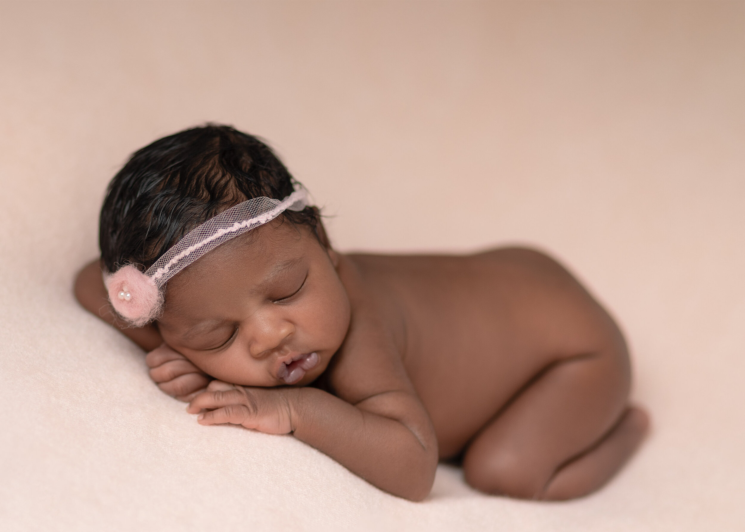 newborn-photographer-Frisco-TX