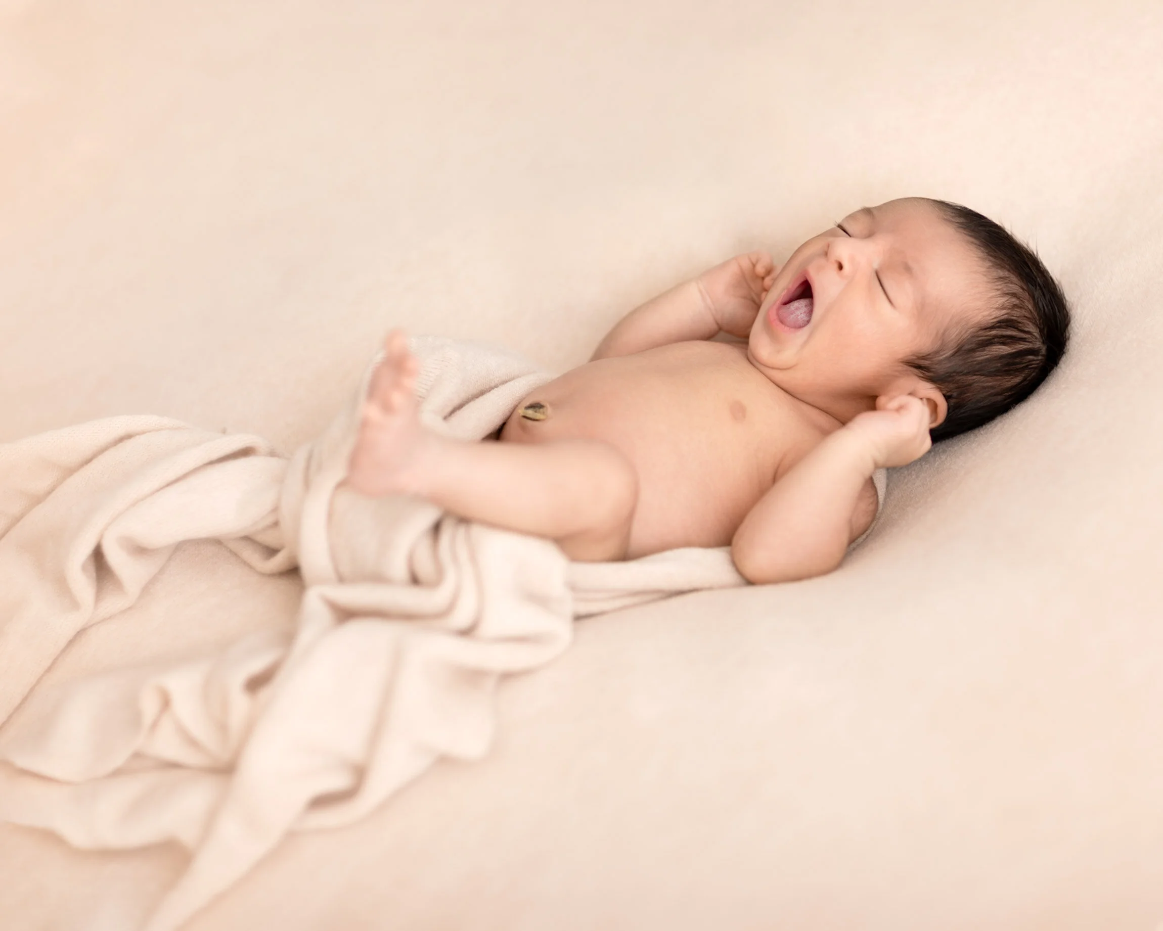 newborn-photographer-Frisco-TX