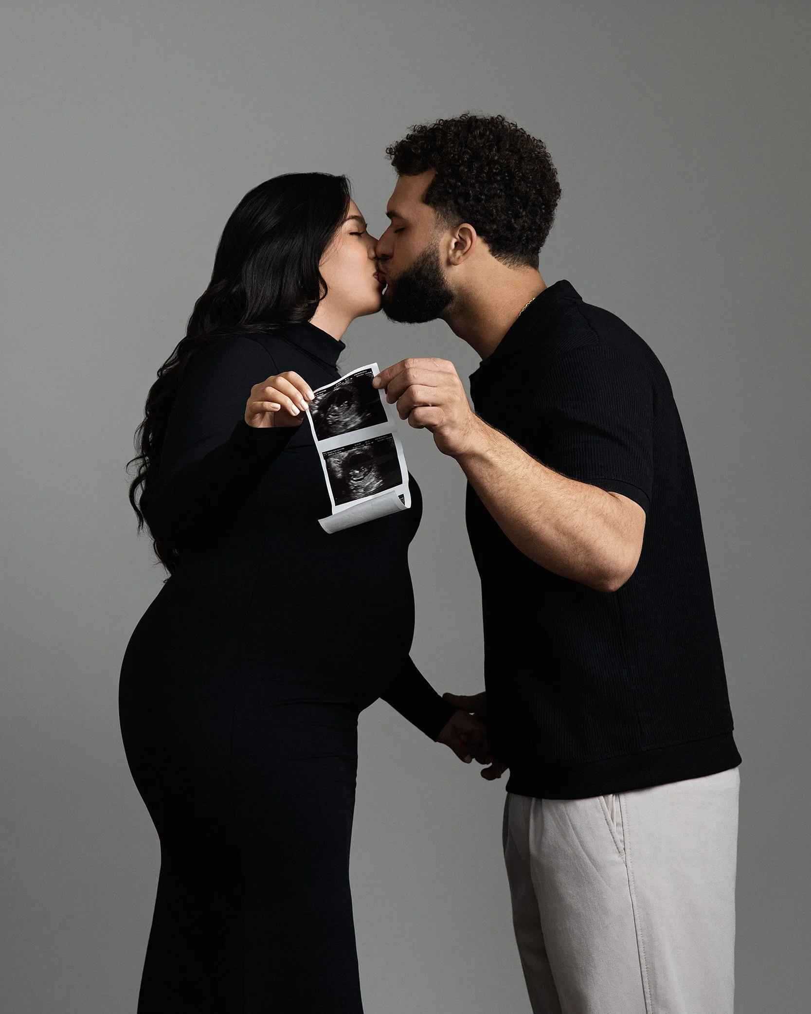 couple-maternity-photoshoot.jpg