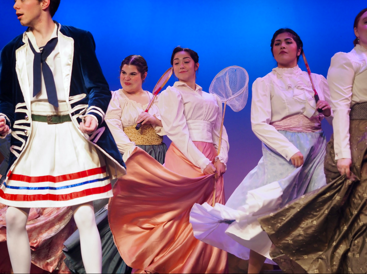 Ensemble in Pirates of Penzance