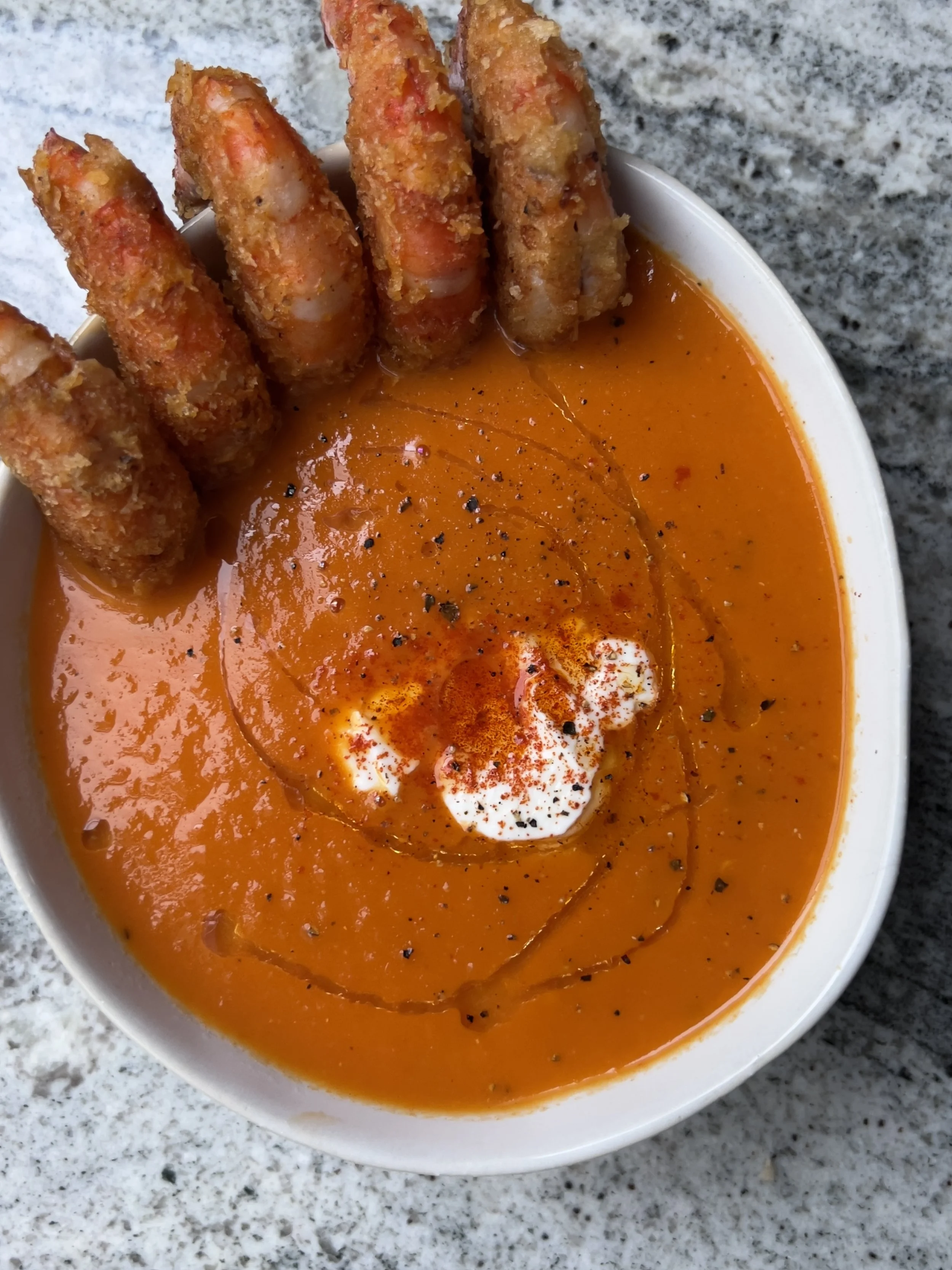 Sopa de tomate y pimiento