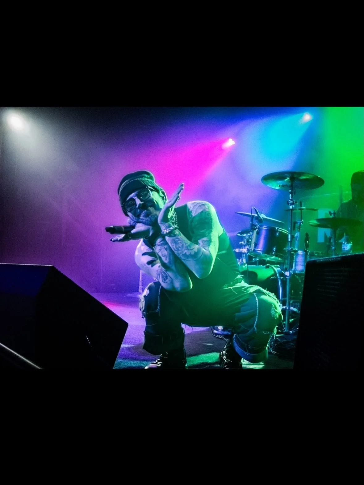 @dropoutkingsaz Hawthorne Theater 2026
Truly had such a amazing time working with these guys! Plz comeback back again soon 🖤
&bull; 
&bull;
&bull;
#portlandoregon #portlandphotographer #concertphotographer #hawthornetheater #dropoutkings