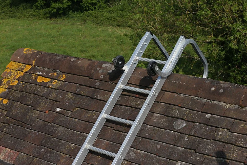 3 Reasons You Should Stay Off Your Roof This November