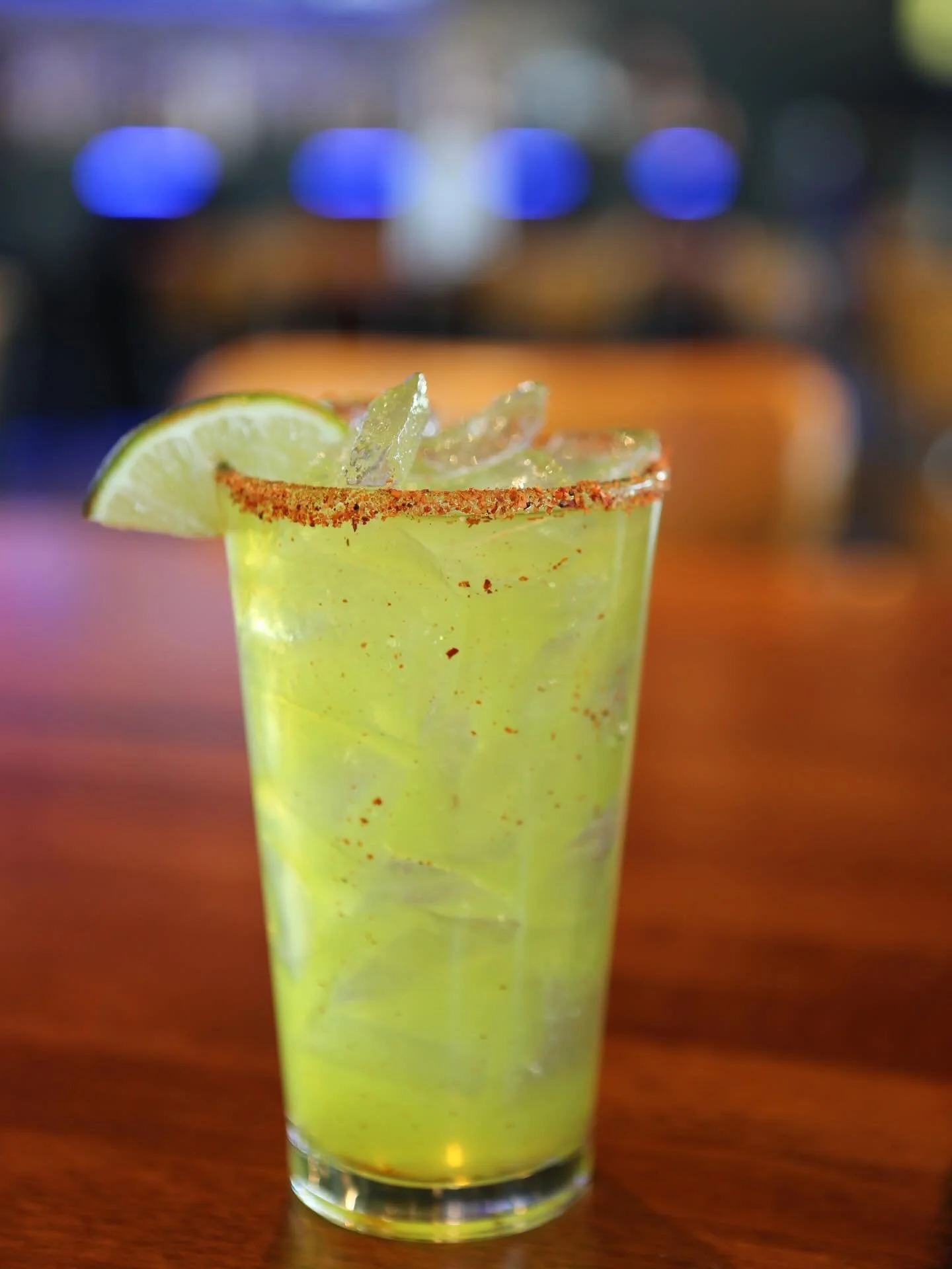 Happy Cinco de Mayo!🪇
Celebrate at Zeke&rsquo;s by sipping on our spicy Greenbelt Margarita🥃🍋&zwj;🟩

#zekesrooftopandgrill #zekes #cincodemayo #greenbeltmargarita #johnstoniowa