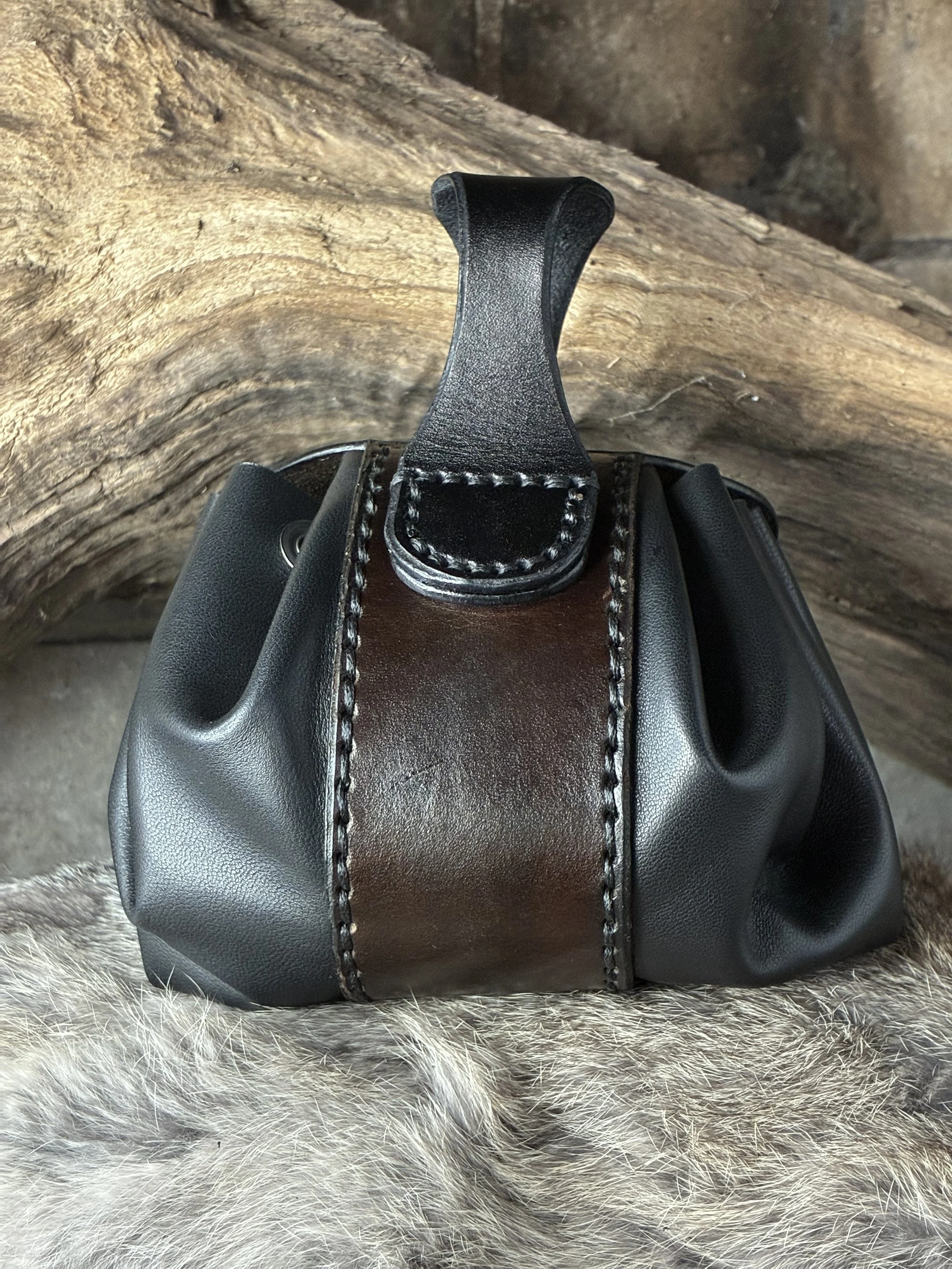 IClassic Viking Raven Themed Black Leather Belt Pouch. Back View