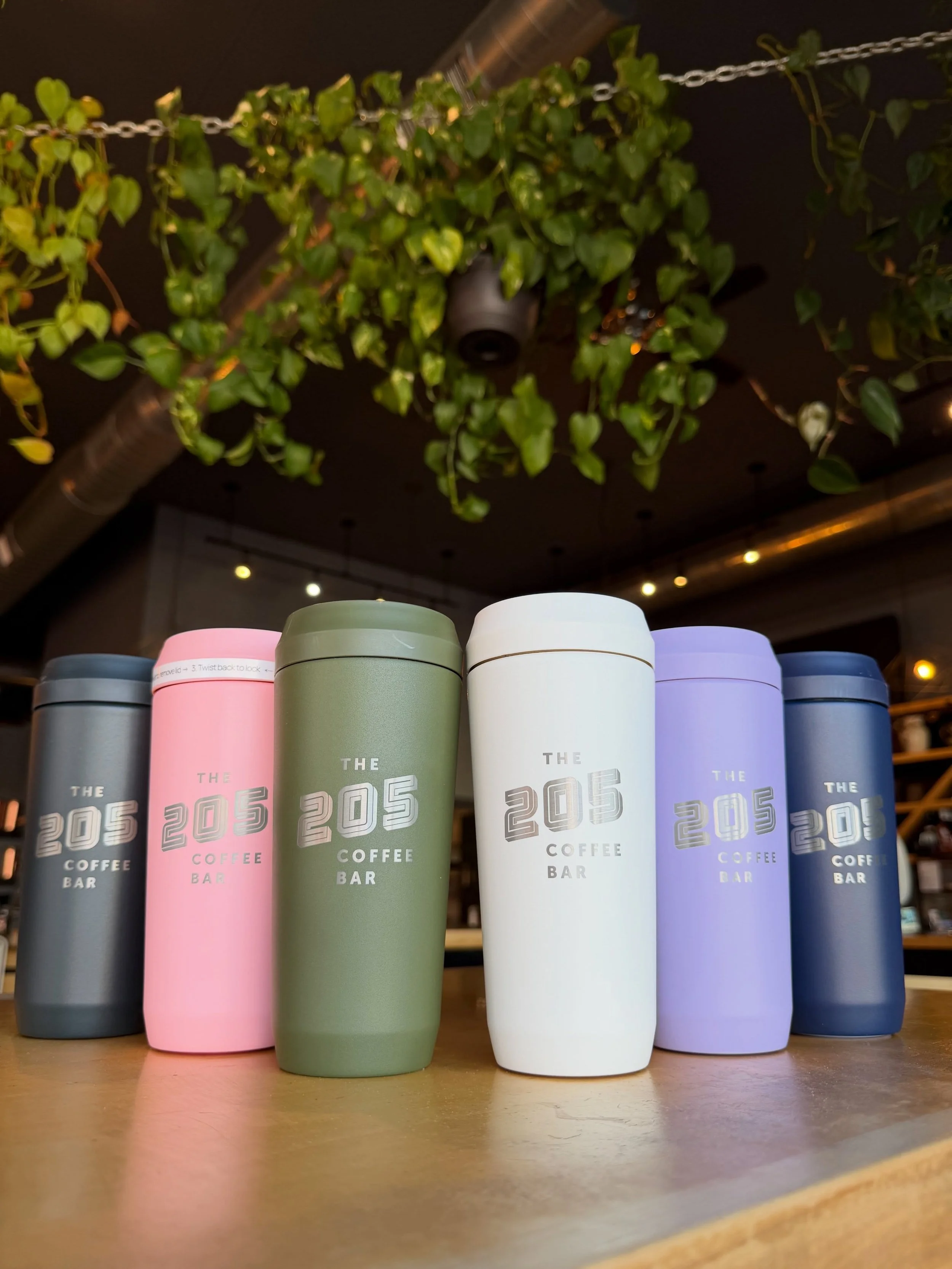 new cups hit the shelves today 🔥 grab one while you can &amp; get 10% off your drink when you bring it in ☕️
@toplcup
