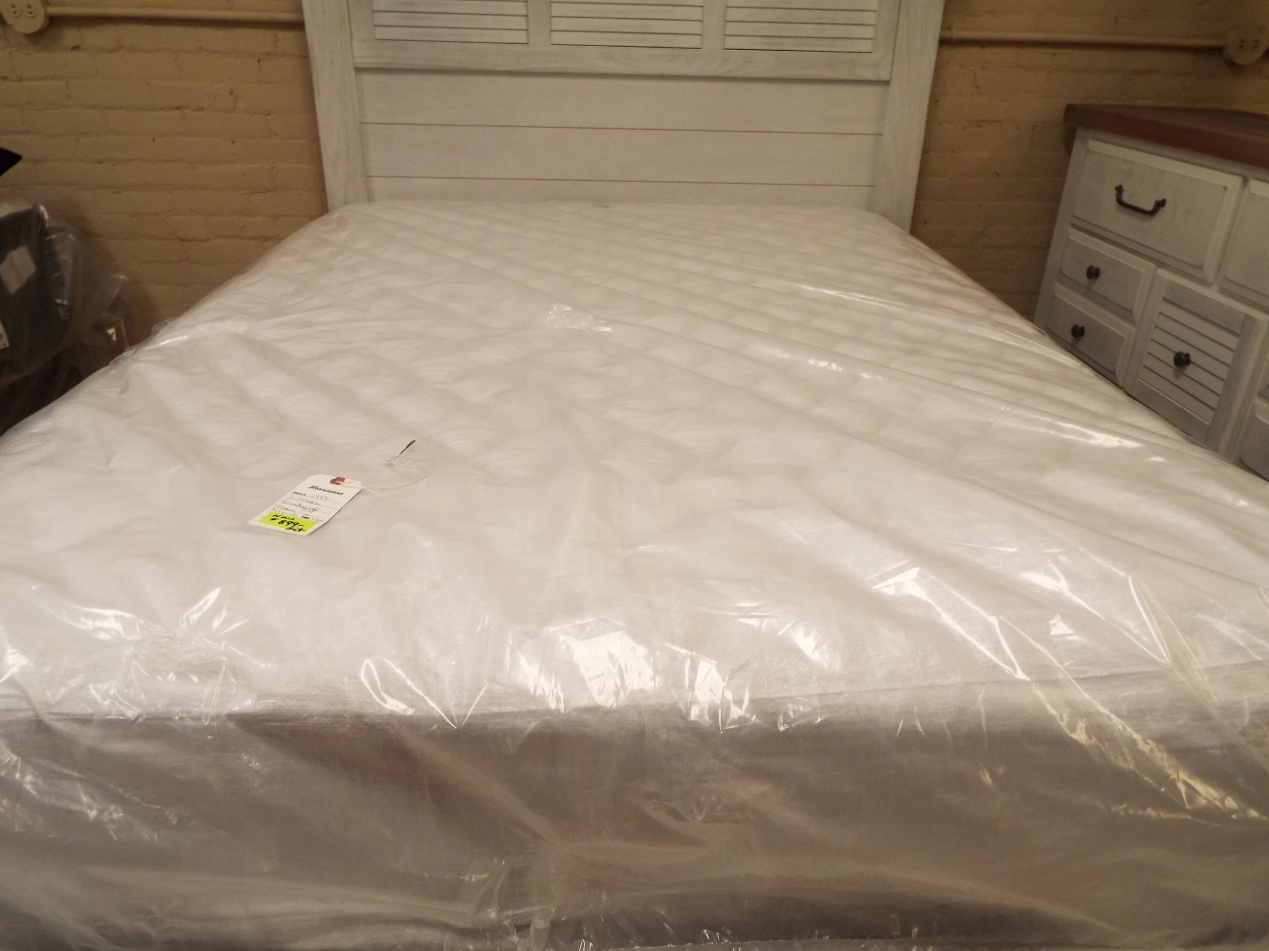 Simmons Beauty Rest Belgrade X Firm Queen Mattress & Box Spring Set F3-93
