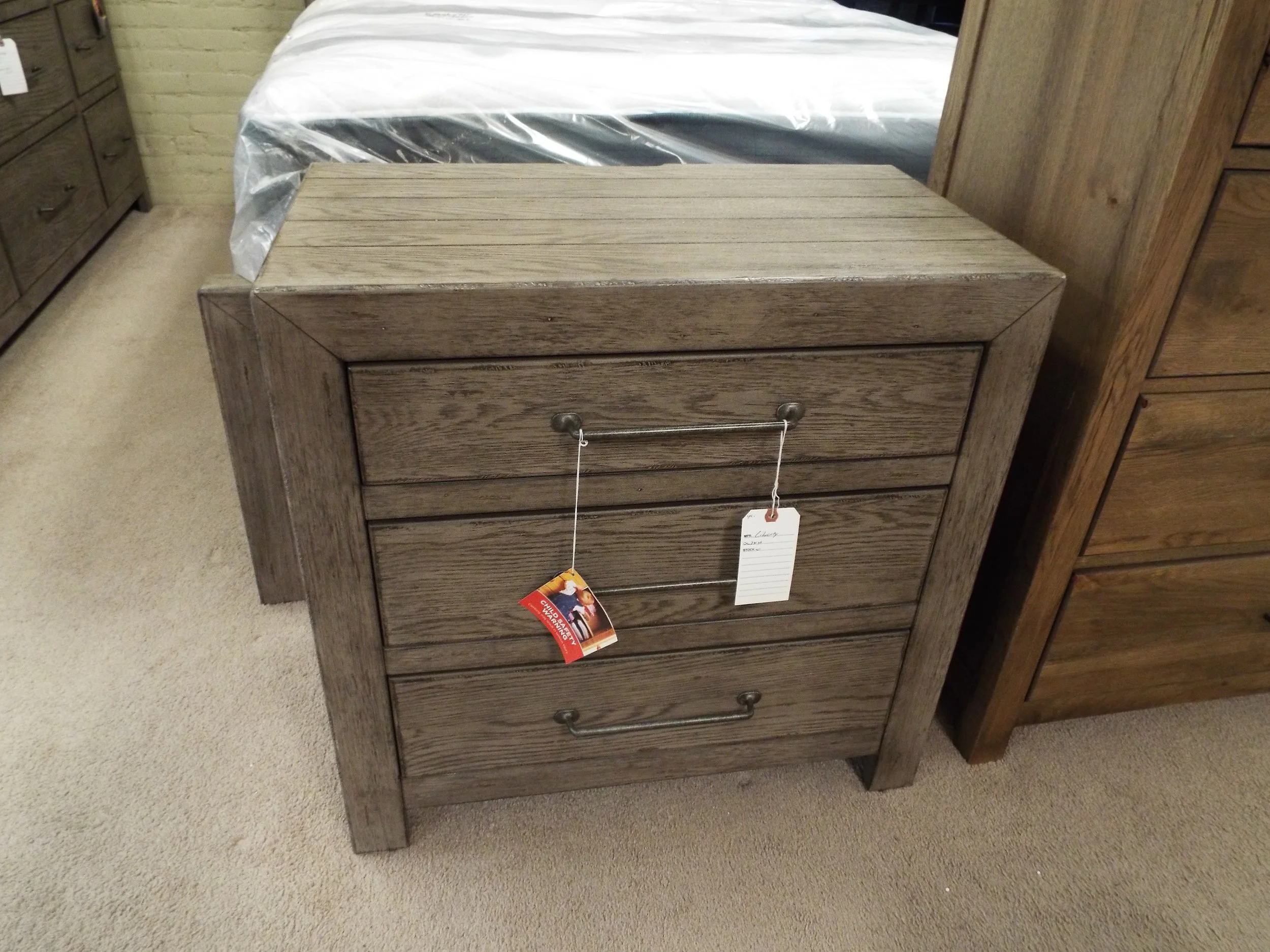 Liberty Nightstand 906-BR61 with Electric F3-96