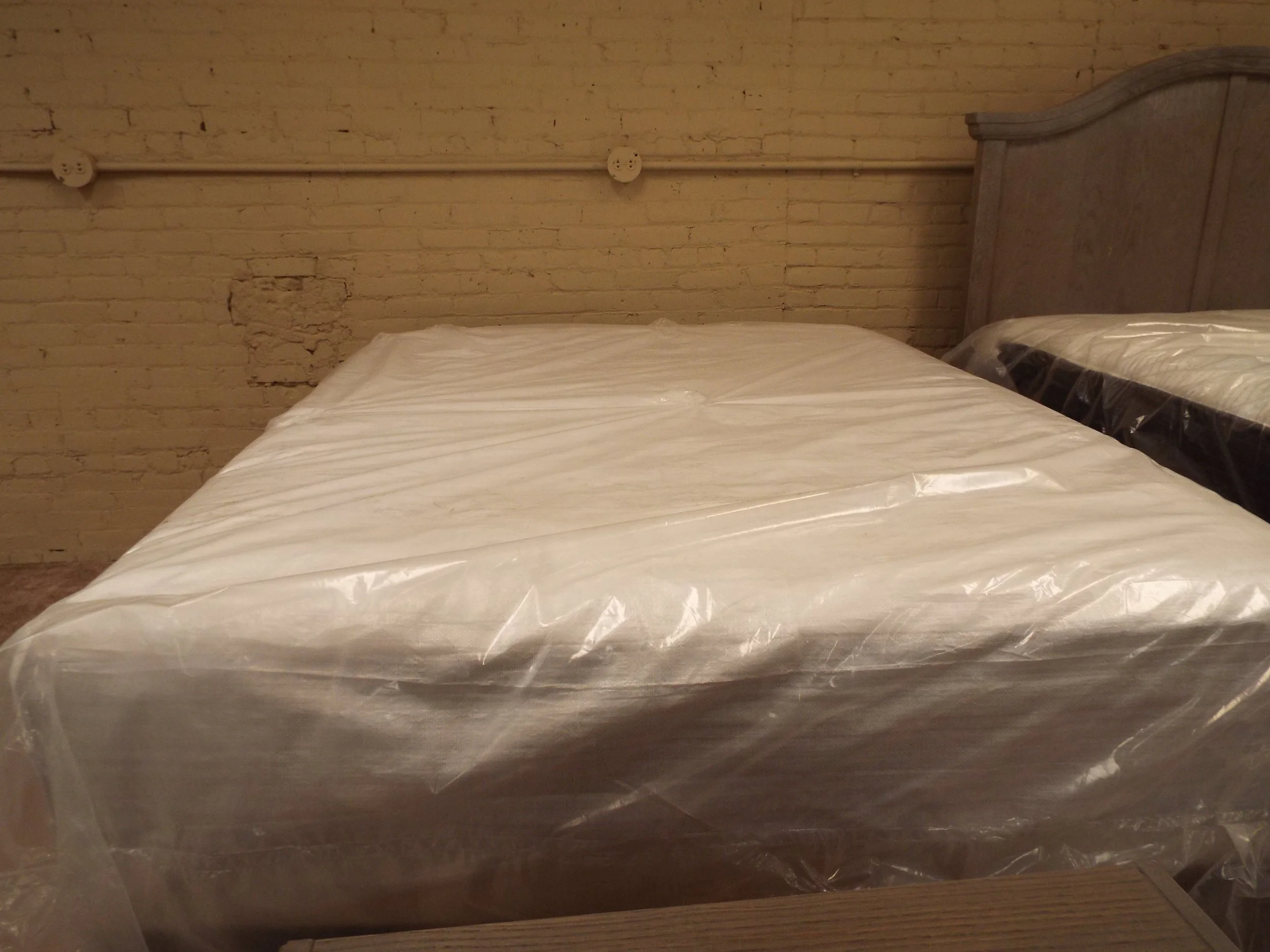 Beauty Rest Silver Medium Pillow Top Queen Mattress F3-71