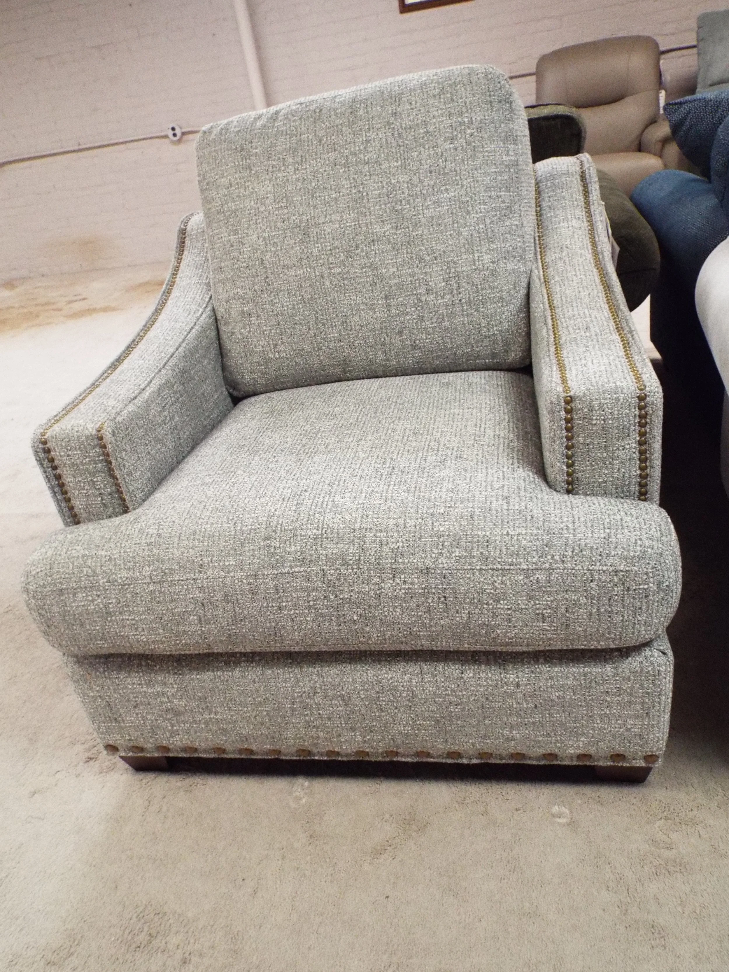 La Z Boy Chair 230605 F4-178