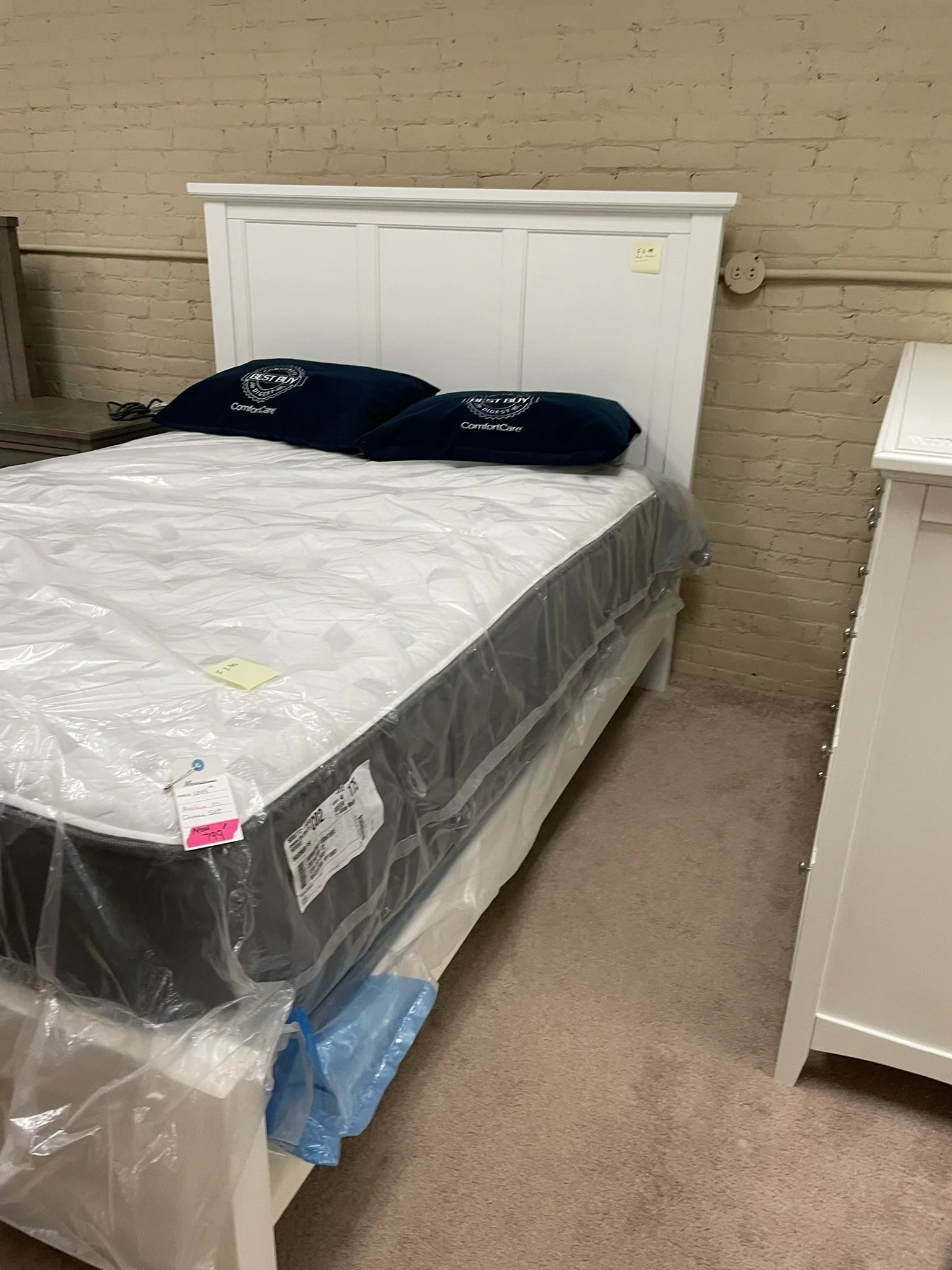 Harbor PS Queen Mattress & Box Spring Set F3-90