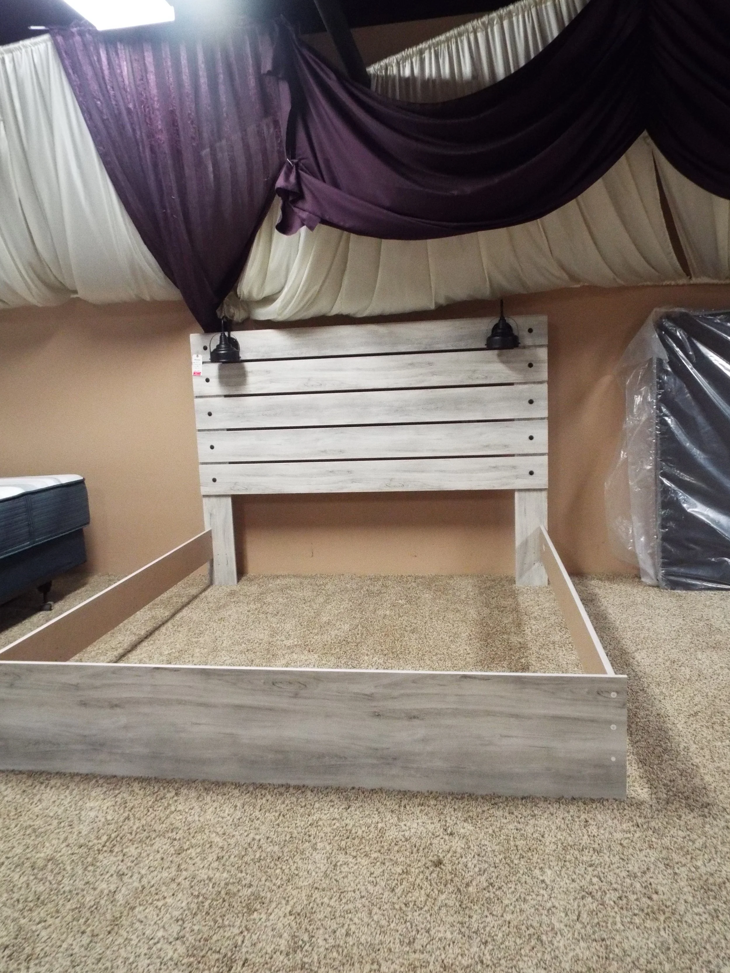 Ashley Cambeck King Bed B192-58 F3E-109