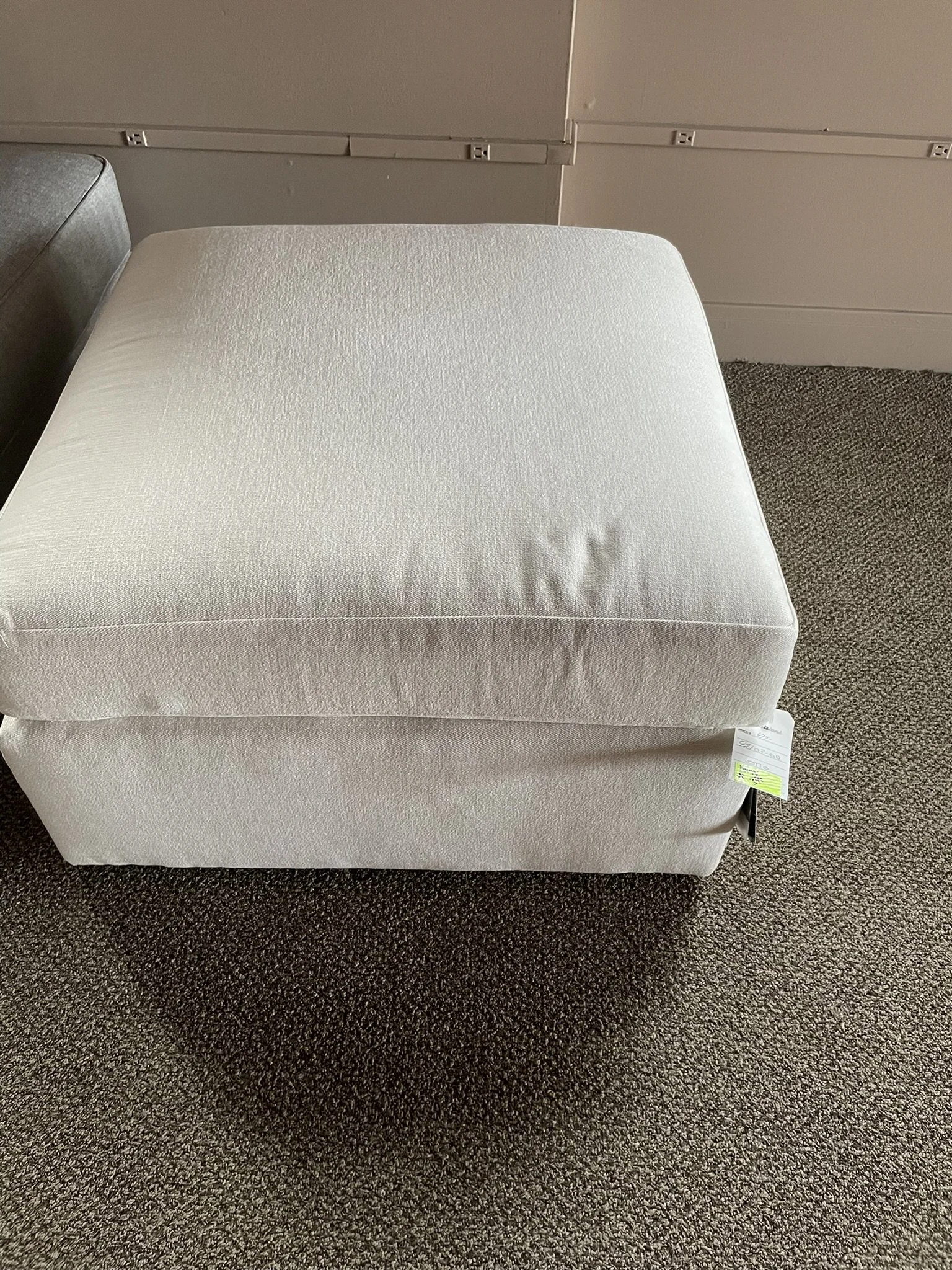 Ashley Ottoman Cream 92103-08 M54