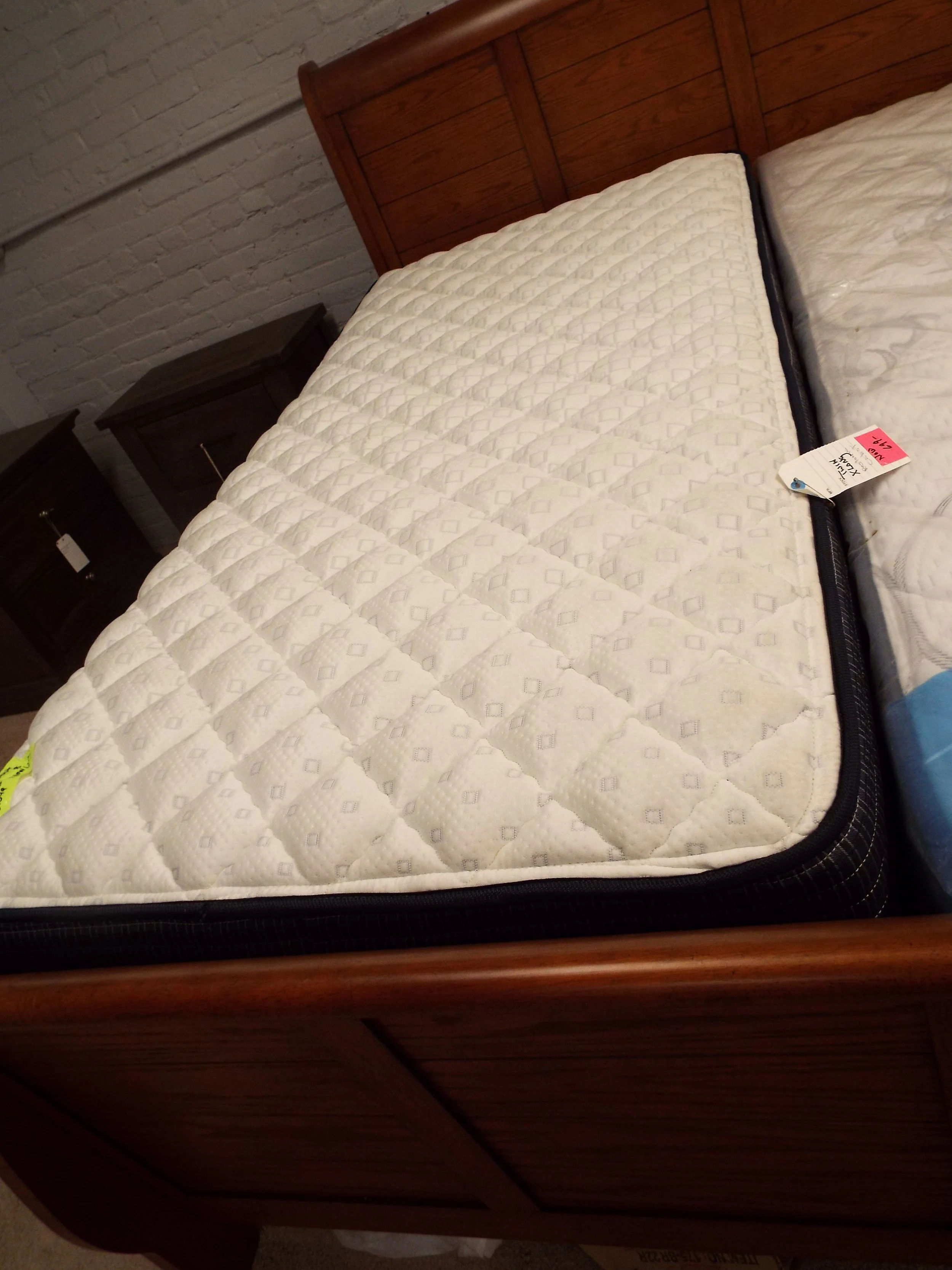 Restonic Cabot Twin XL Mattress & Box Spring F3-84M