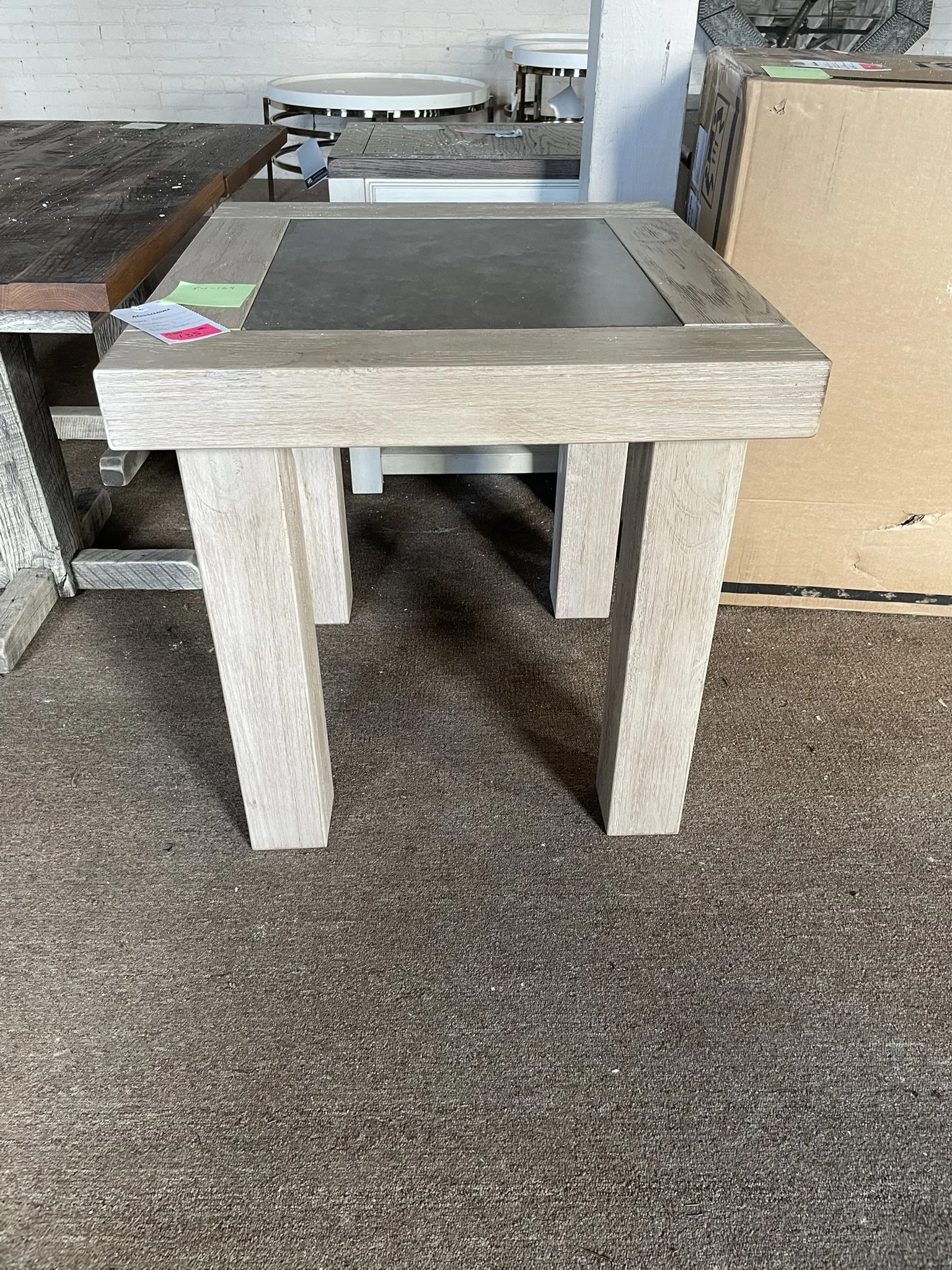 Ashley End Table T945-3 F4-164