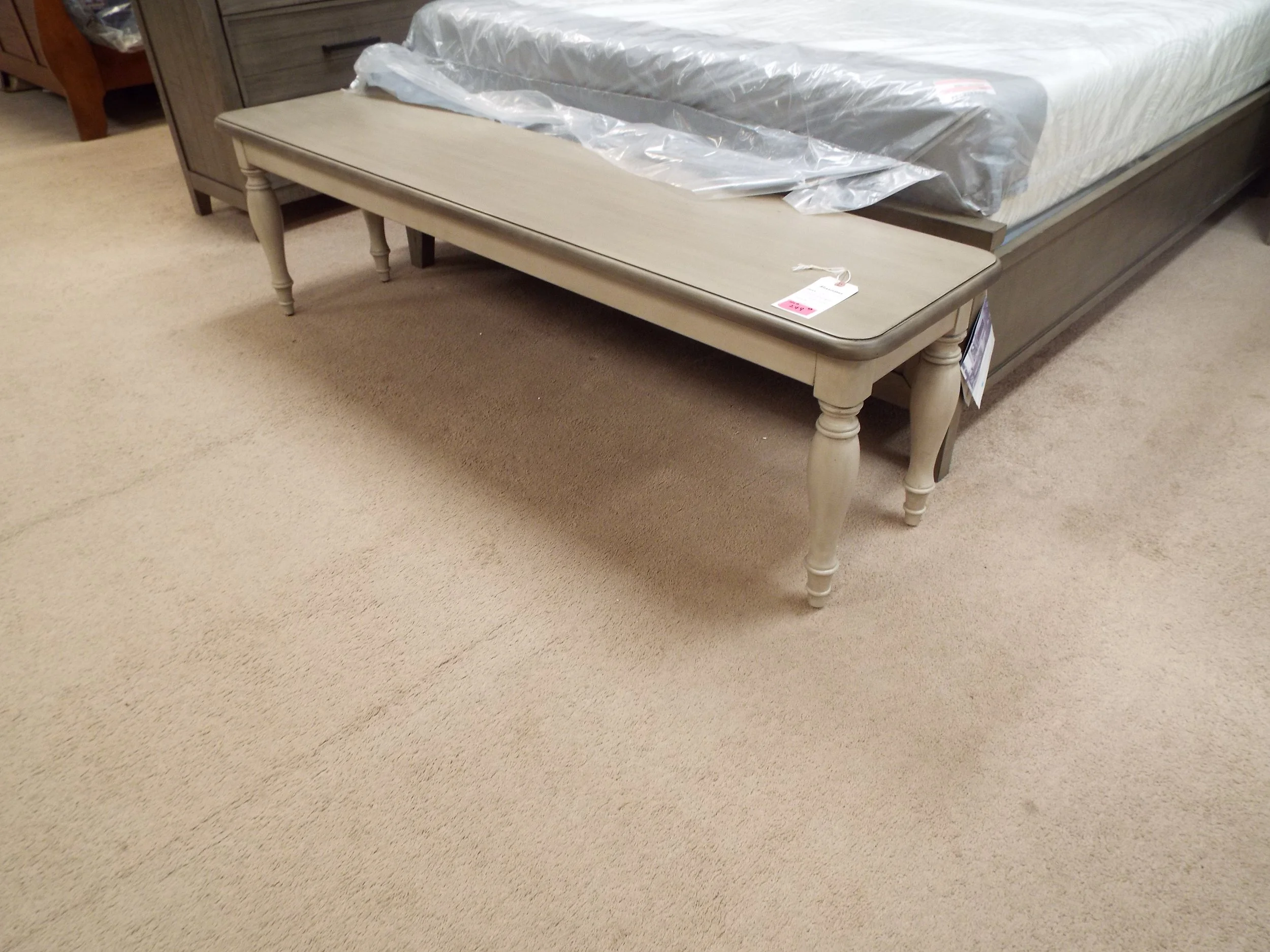 Sunny Designs 1611 Oversized Bench w/ Spindle Legs Gray  F3-87