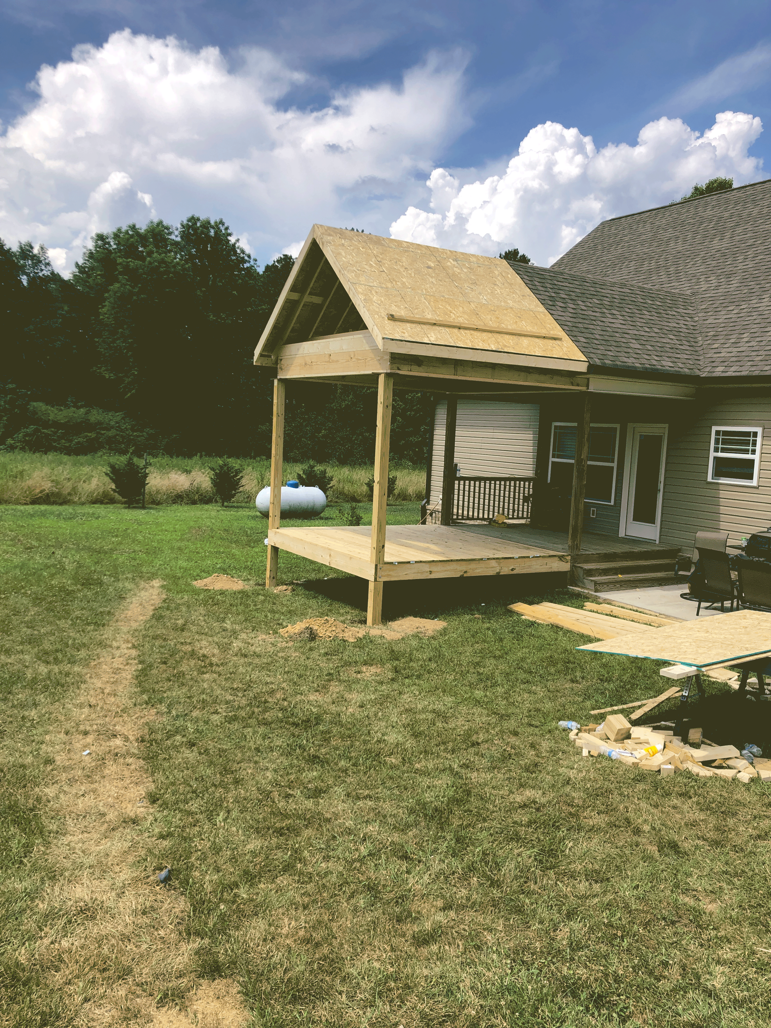 Screen-porch-1-2.png