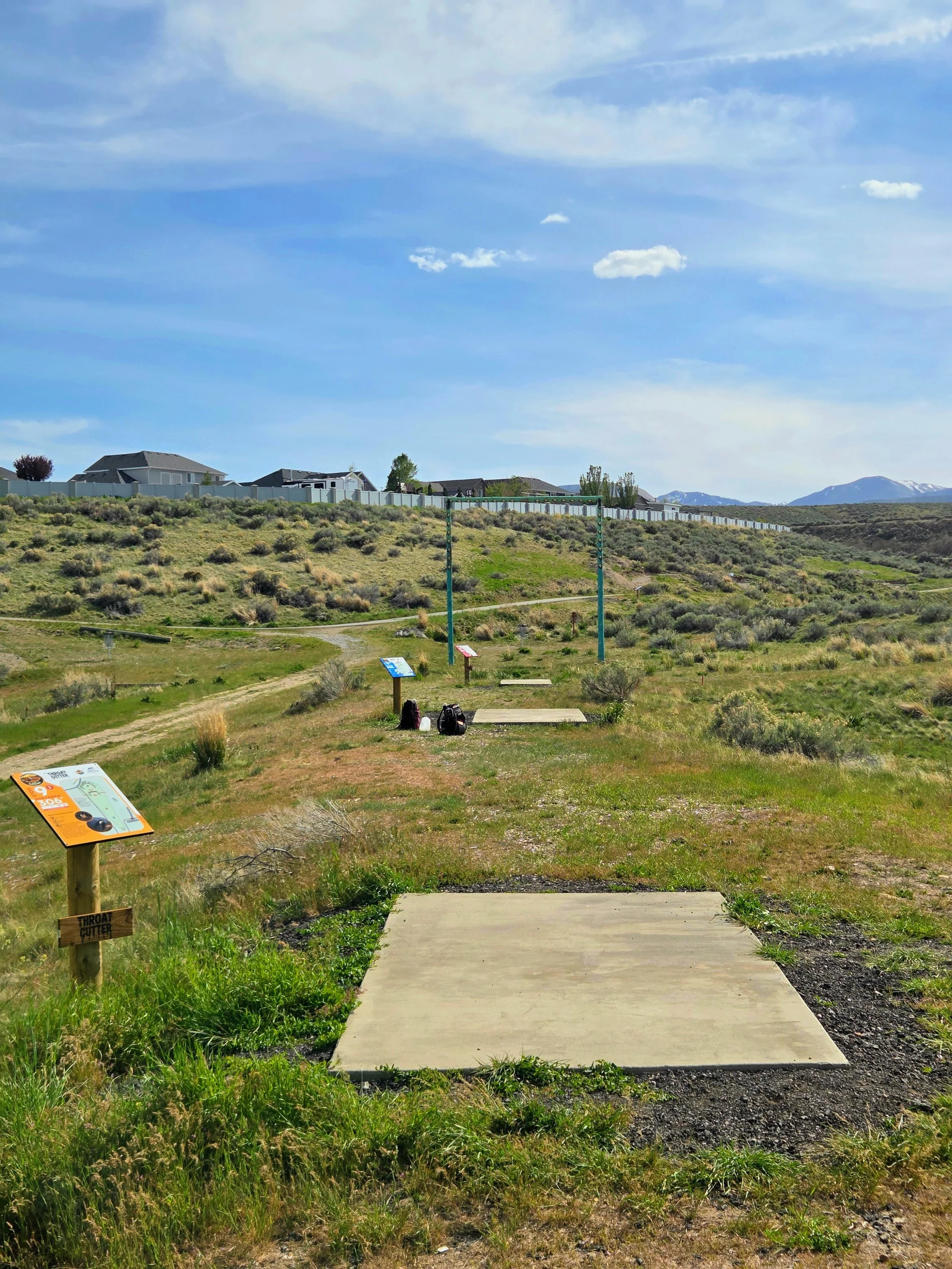 hole 9 triple mando