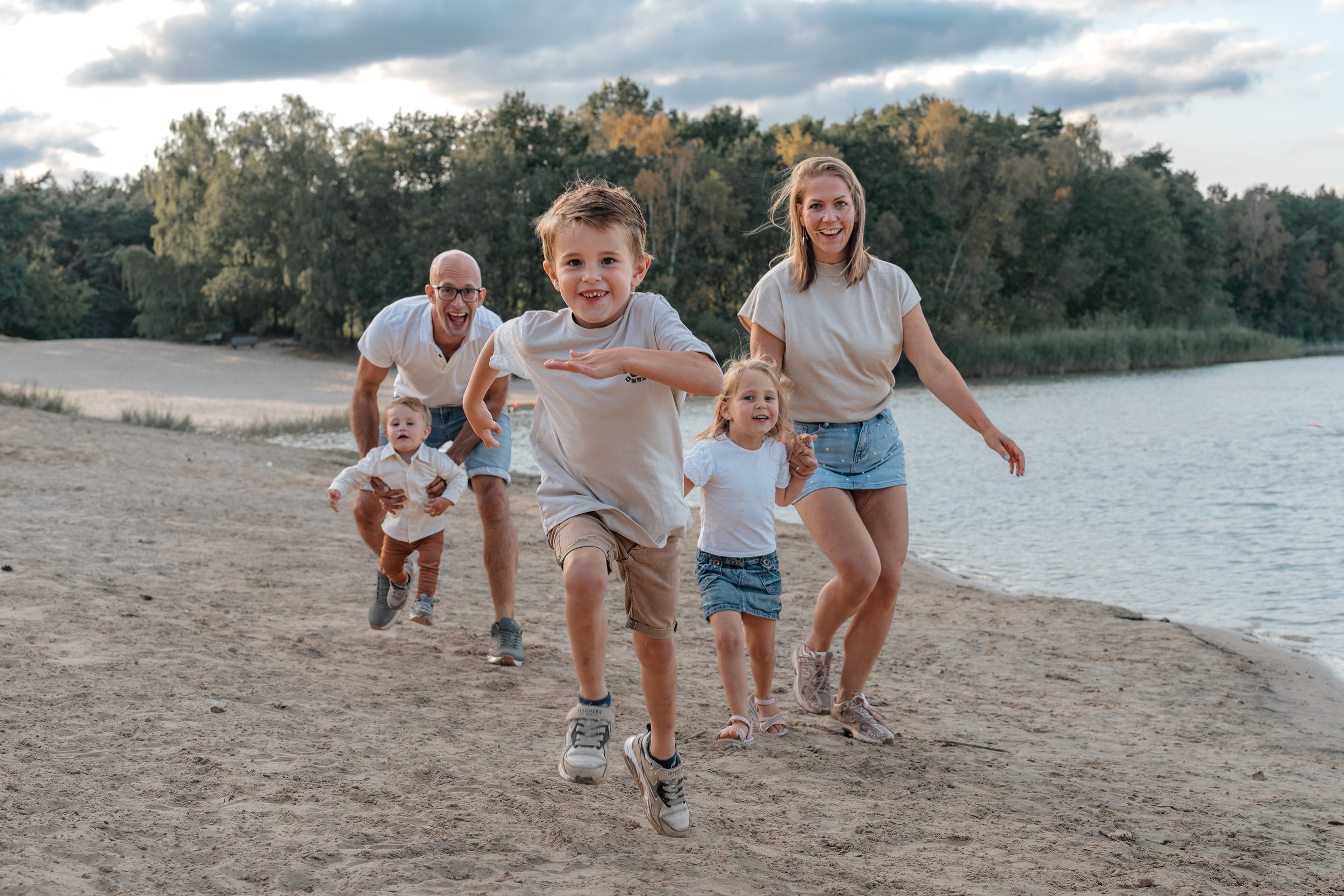 Waarom plezier de sleutel is tijdens een kinderfotoshoot