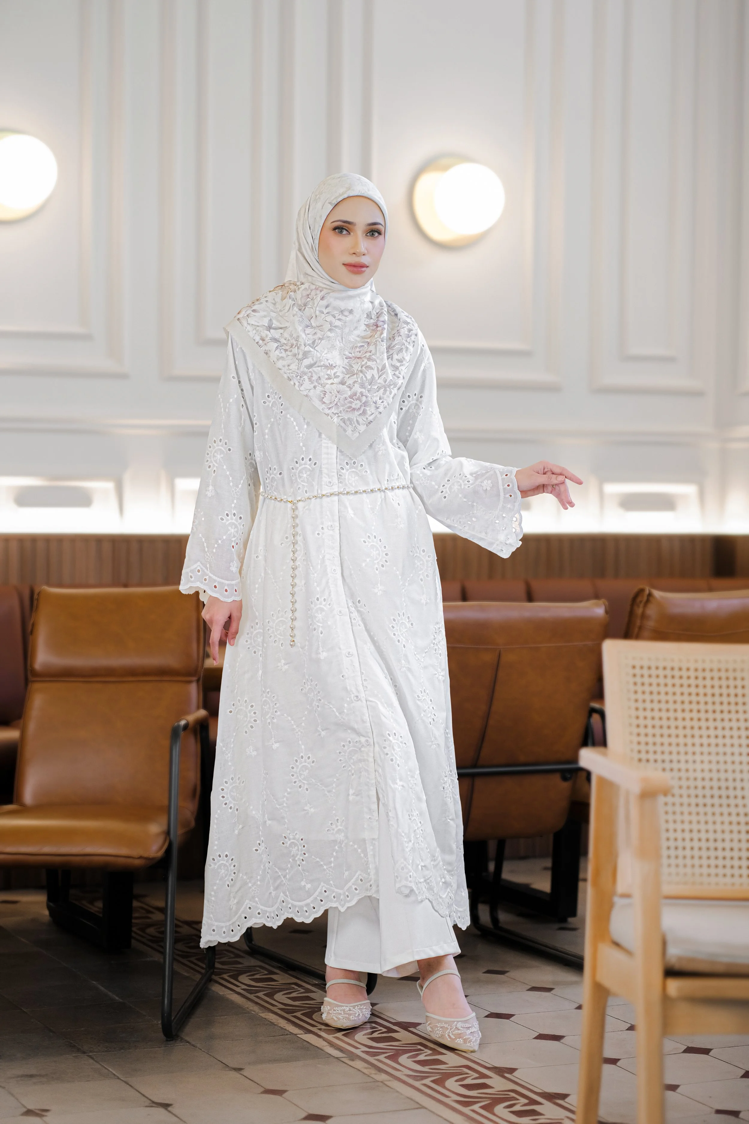 Everyday Elegance: Cara Tampil Rapi dan Anggun Tanpa Terlihat Berlebihan