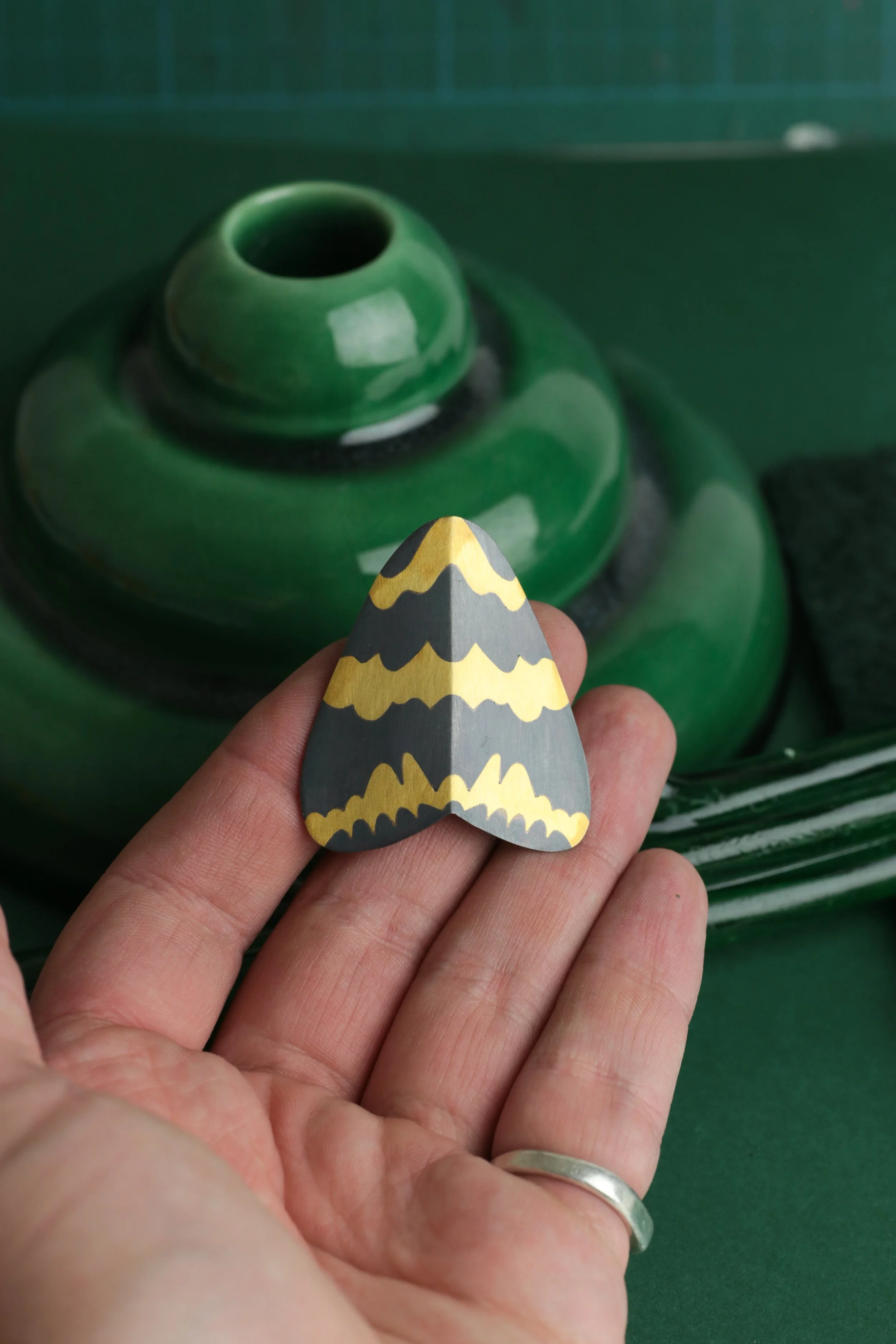 Shepherd's Footman Brooch