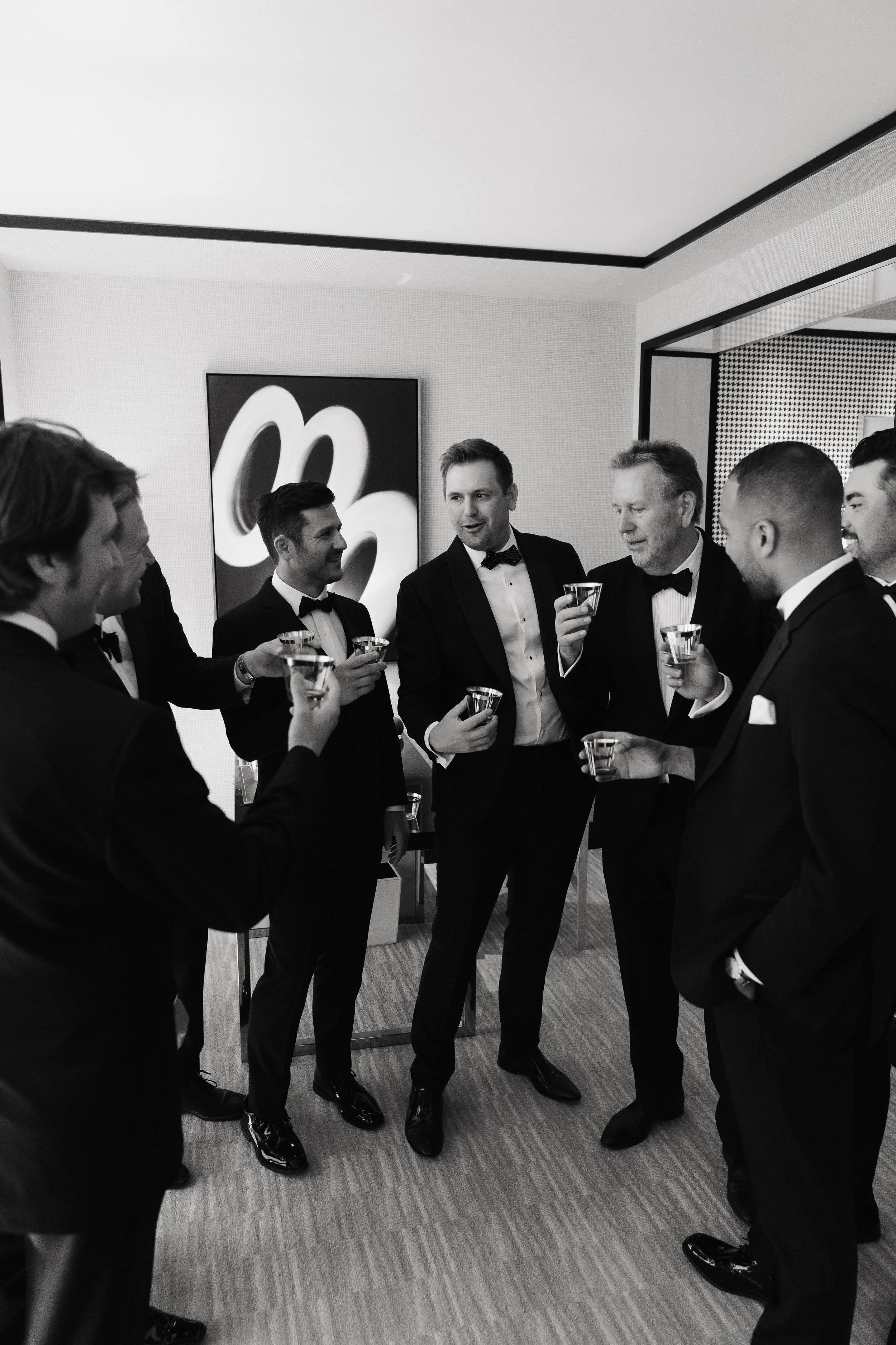 encore-las-vegas-groom-getting-ready.jpg