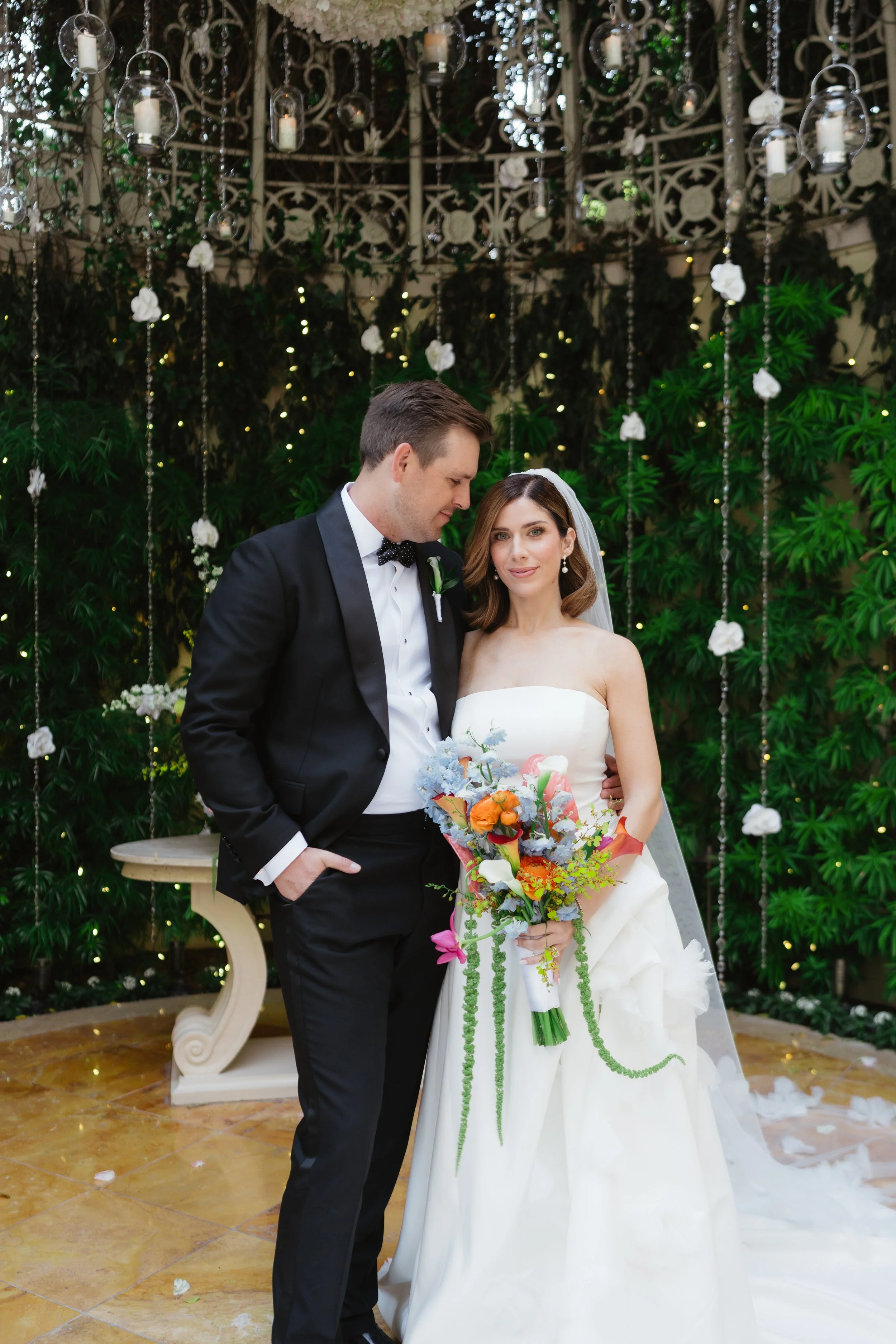wynn-las-vegas-bride-groom-portraits.jpg