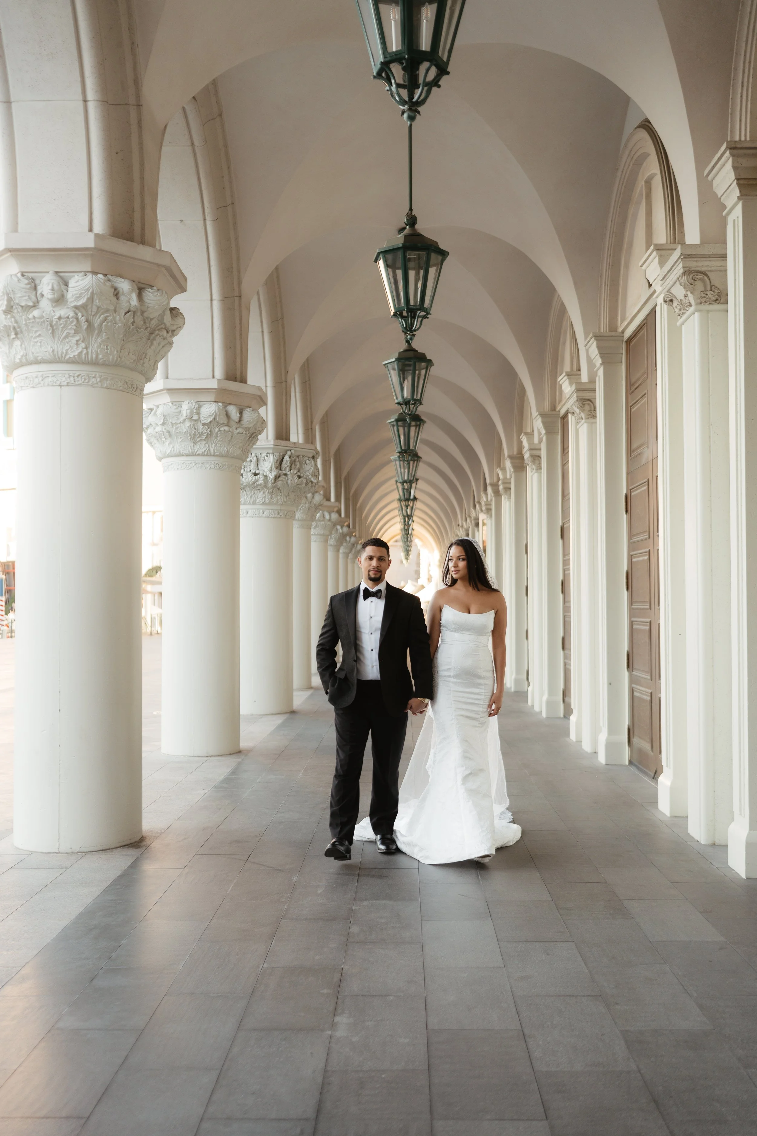 film-wedding-photography-the-venetian-las-vegas.jpg