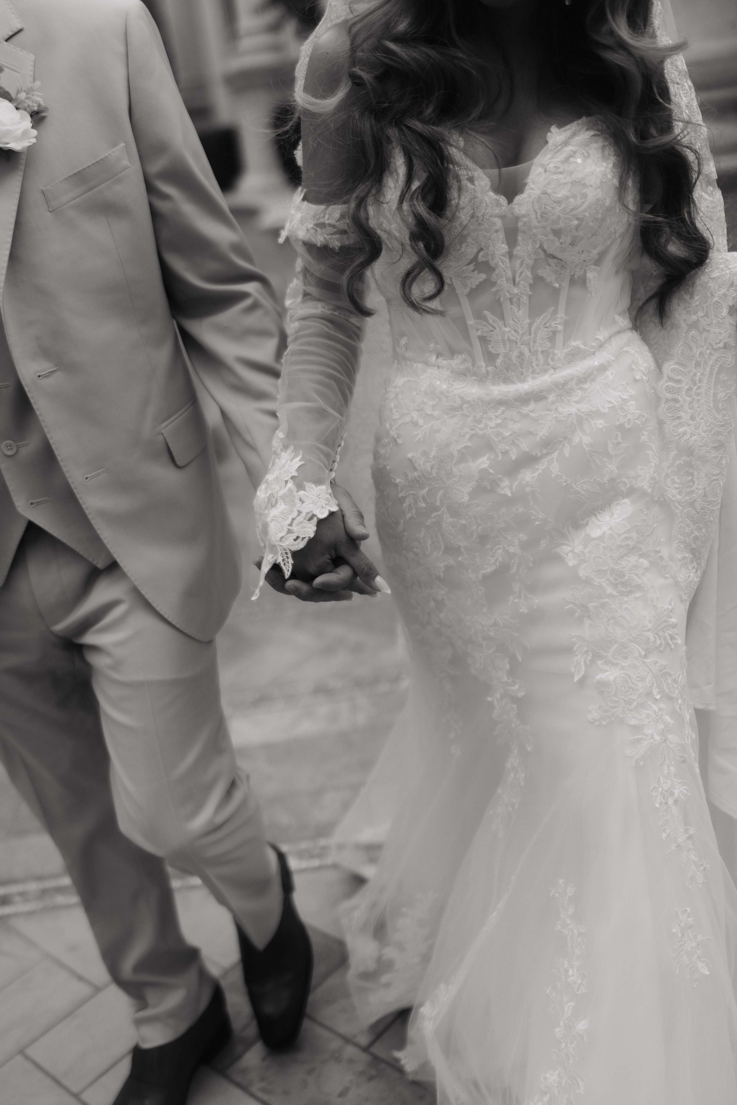 the-venetian-las-vegas-chapel-wedding-portraits.jpg