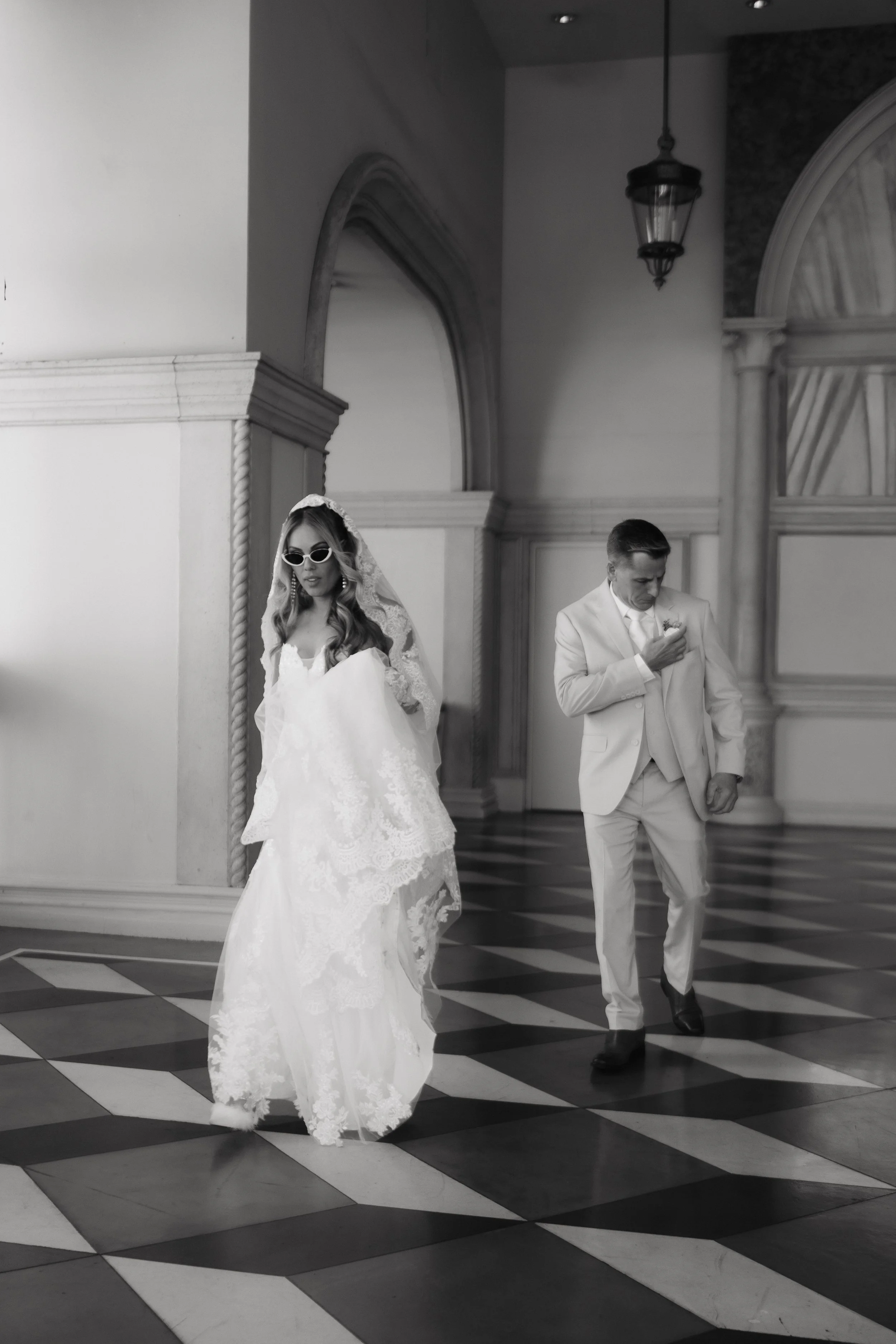 timeless-las-vegas-wedding-photo-locations.jpg