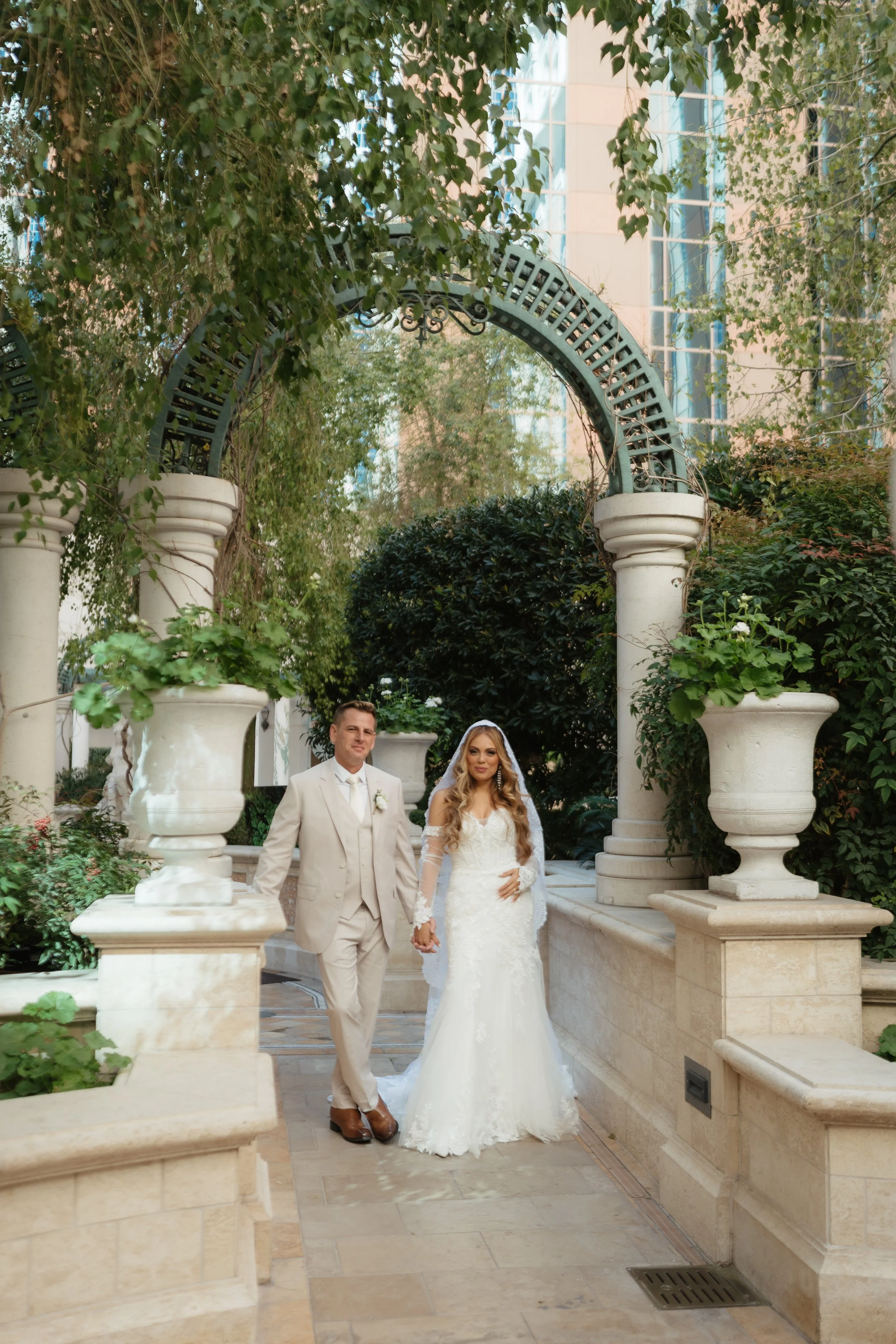 venetian-las-vegas-golden-hour-wedding-photography.jpg