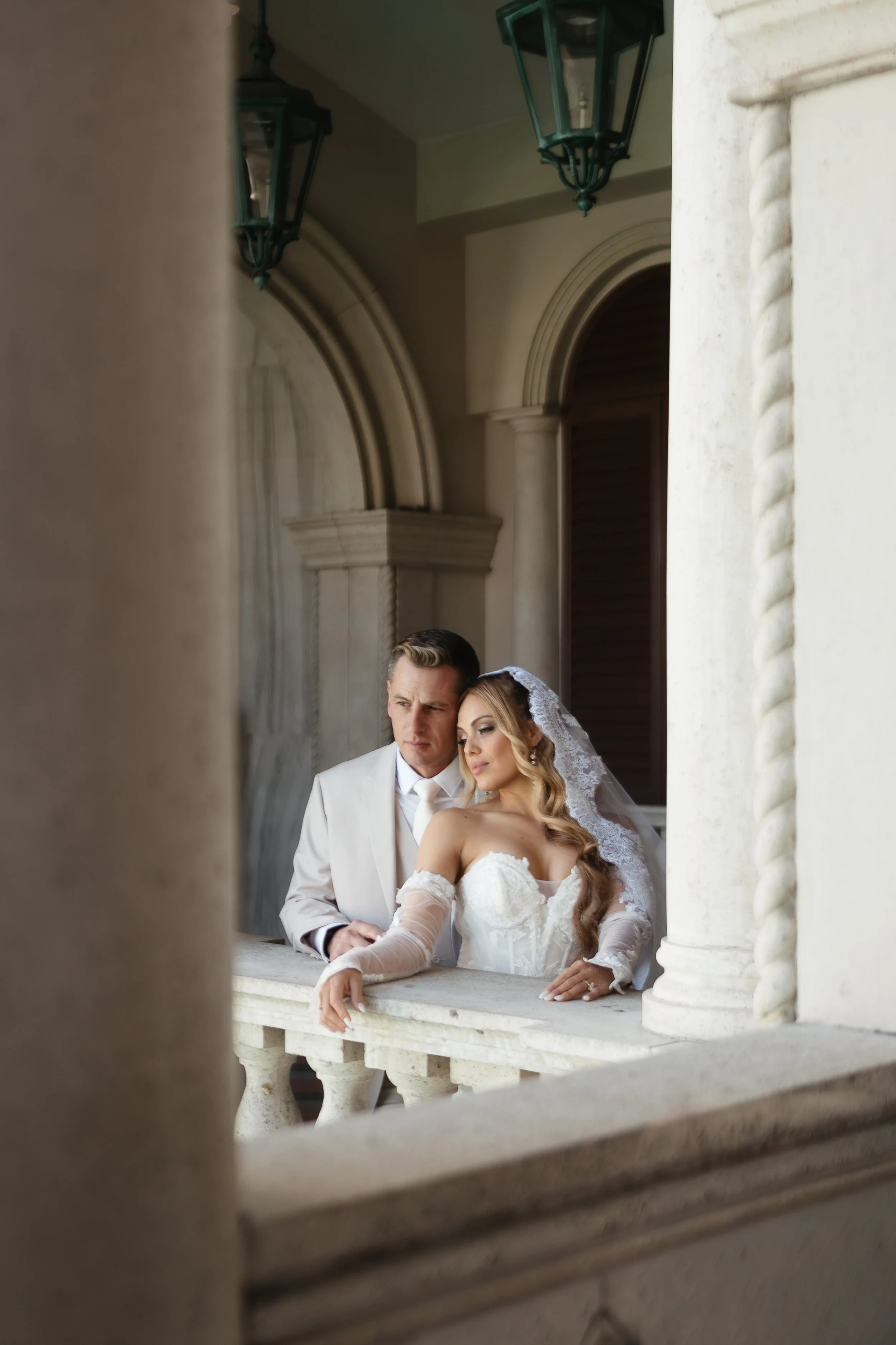 where-to-take-wedding-photos-in-las-vegas.jpg